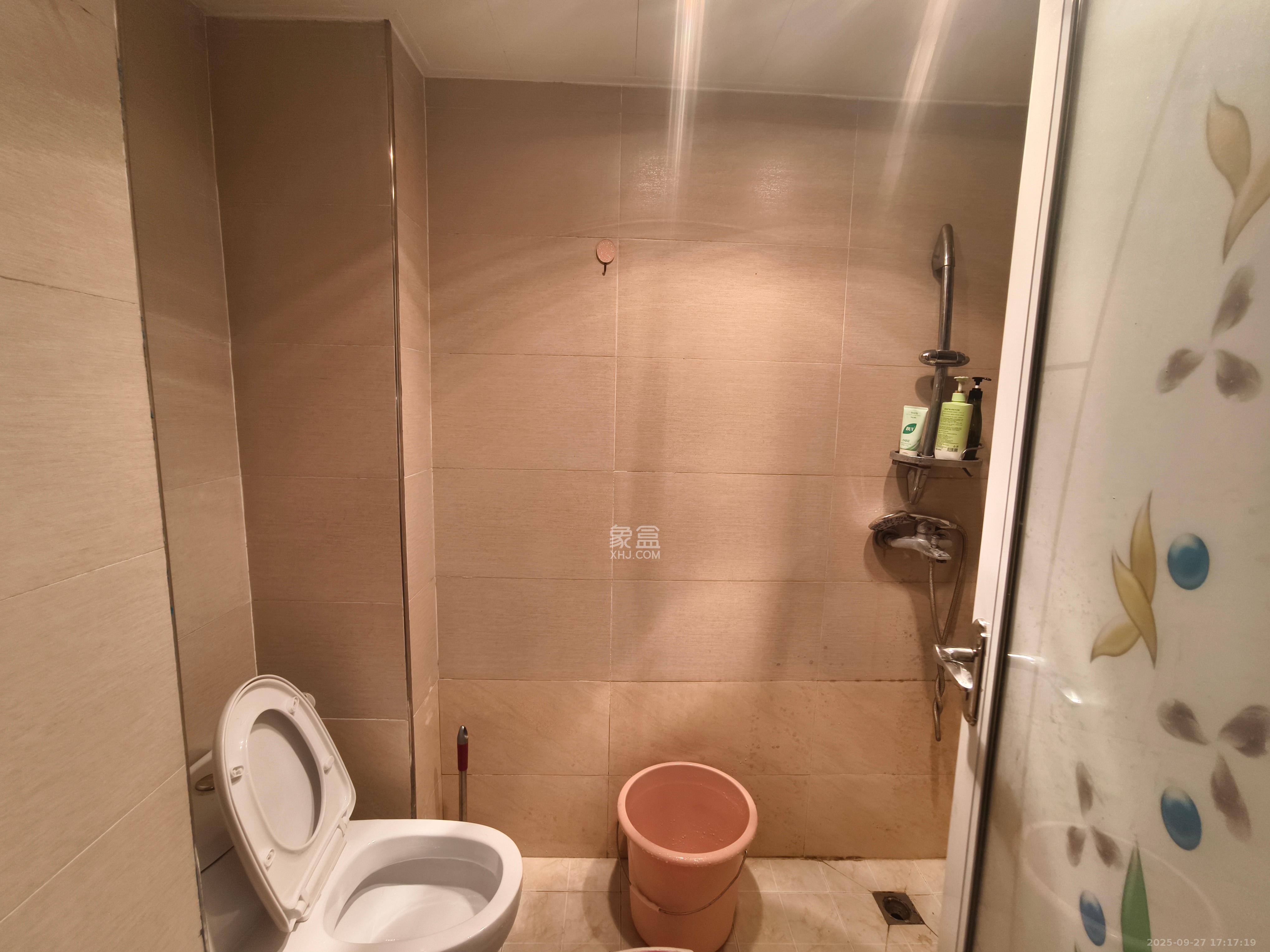 绿地公馆（绿地名邸）  1室1厅1卫    1200.0元/月户型图