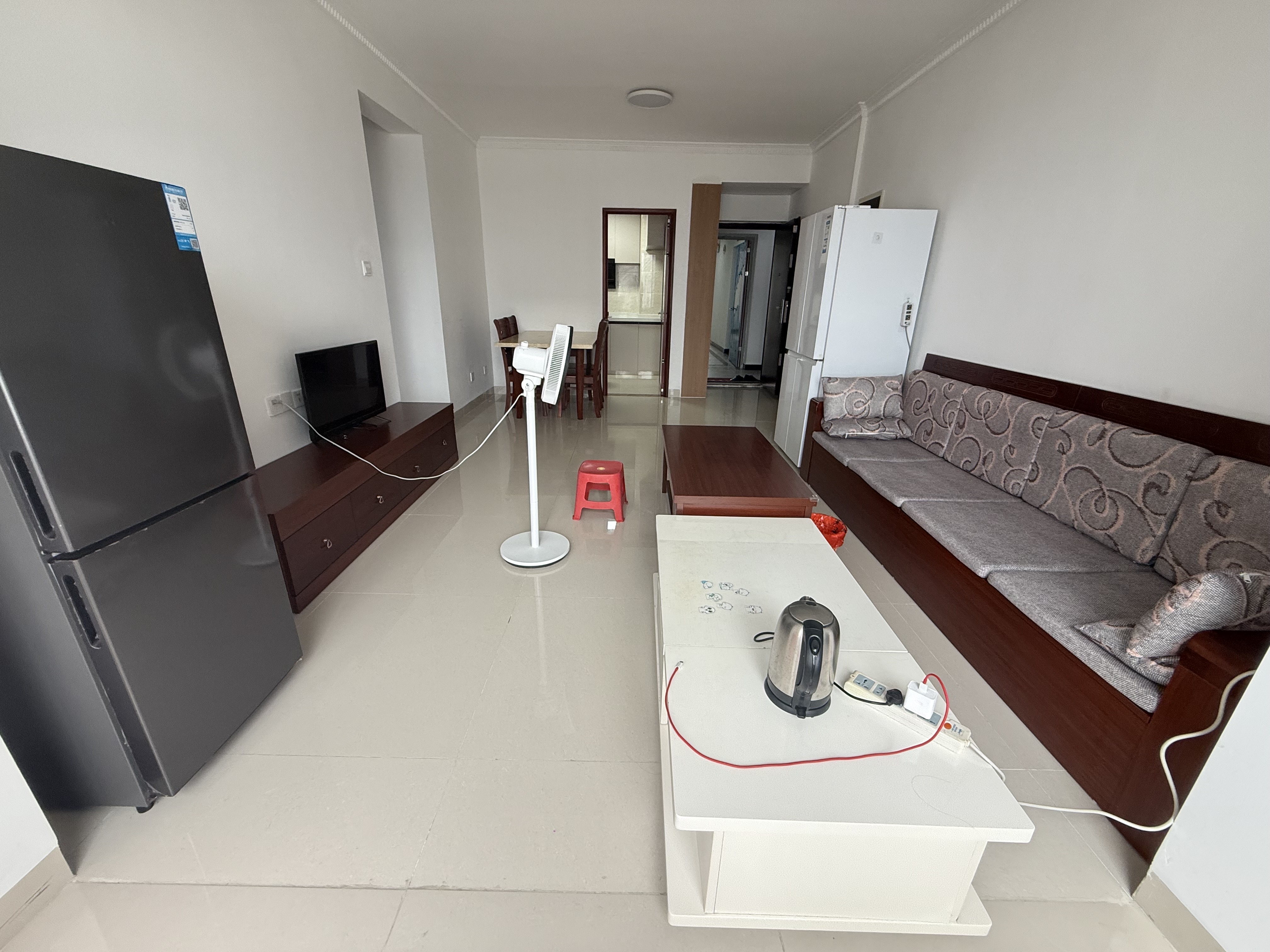 龙城新景  3室2厅1卫   3000.00元/月室内图