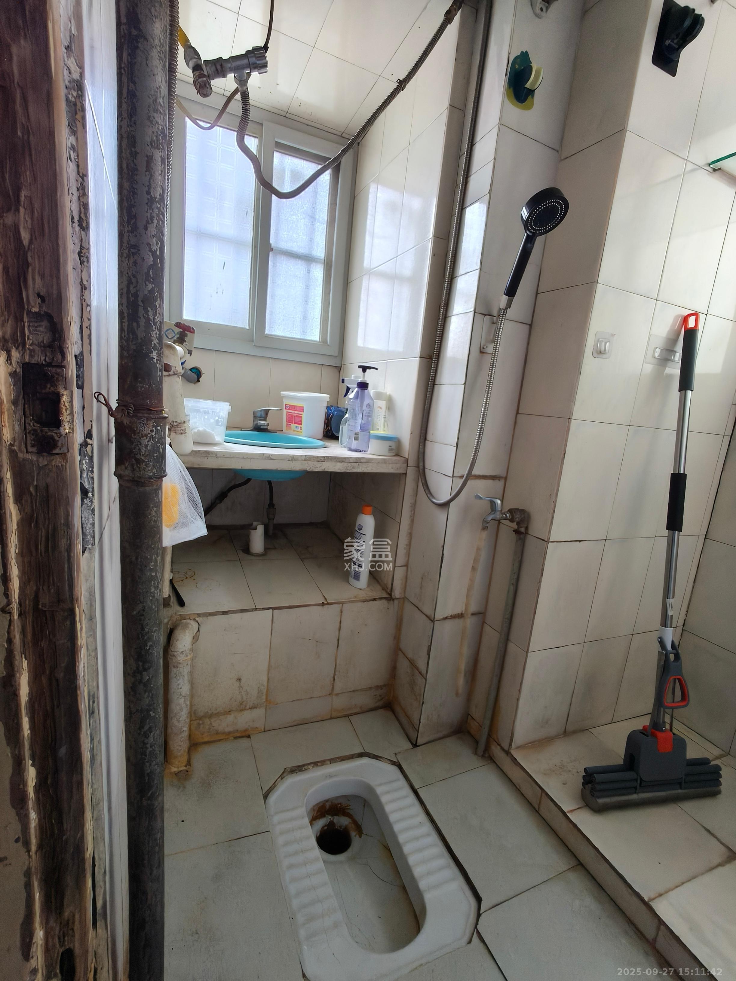 阿弥岭一二片  2室1厅1卫    1100.0元/月室内图