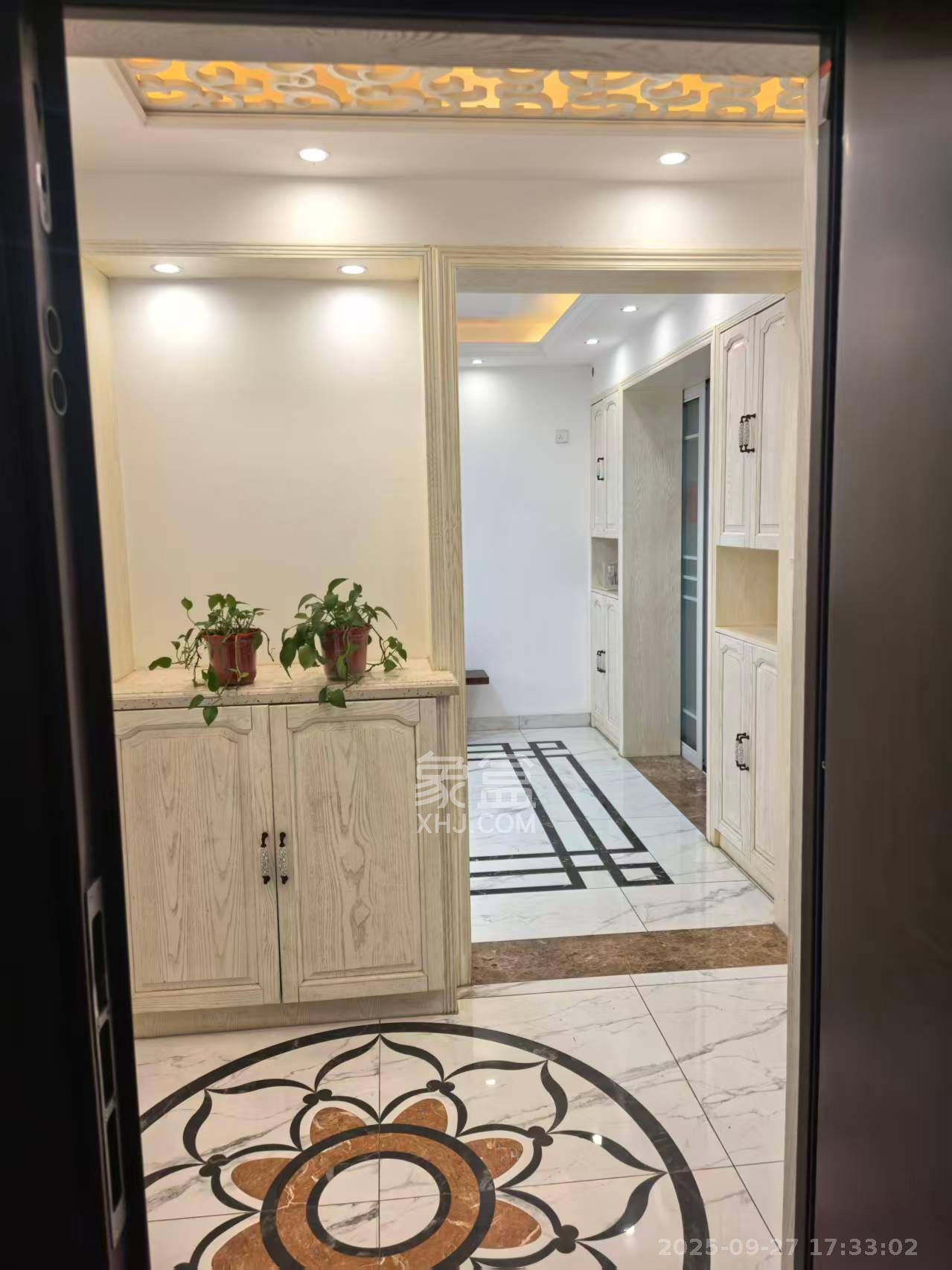 嘉宇盛世华章 4室2厅1卫 5000.0元/月 嘉宇盛世华章 4室2厅1卫 5000.0元/月室内图