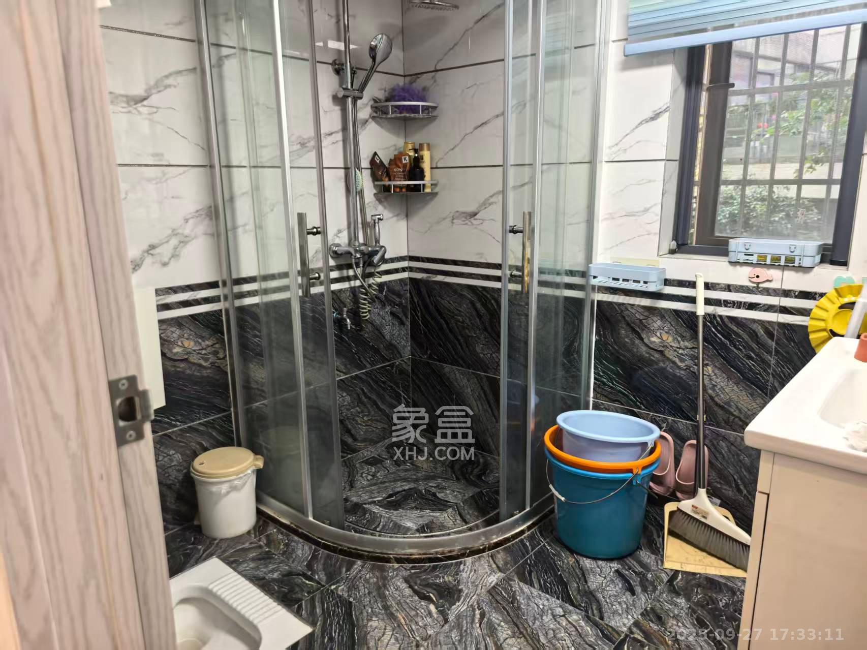 嘉宇盛世华章 4室2厅1卫 5000.0元/月 嘉宇盛世华章 4室2厅1卫 5000.0元/月室内图