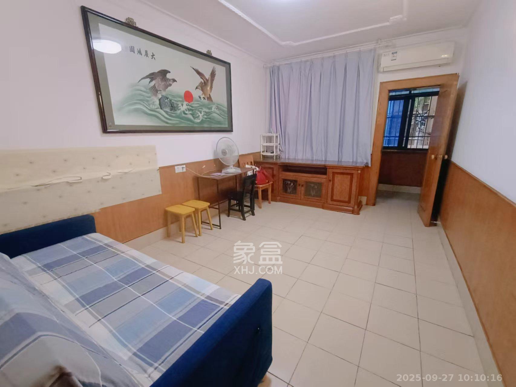 春风小区  2室1厅1卫    1500.0元/月 春风小区  2室1厅1卫    1500.0元/月室内图