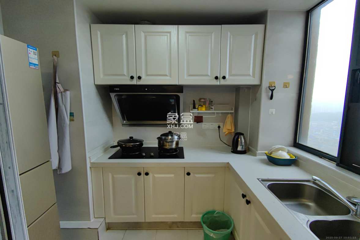 中建梅溪湖中心  3室2厅2卫    3400.0元/月 中建梅溪湖中心  3室2厅2卫    3400.0元/月室内图