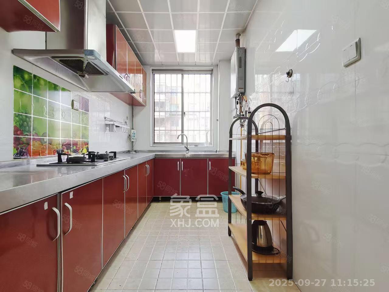 红树湾  3室2厅2卫    1600.0元/月室内图