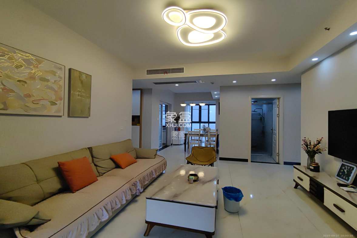 中建梅溪湖中心  3室2厅2卫    3400.0元/月 中建梅溪湖中心  3室2厅2卫    3400.0元/月室内图