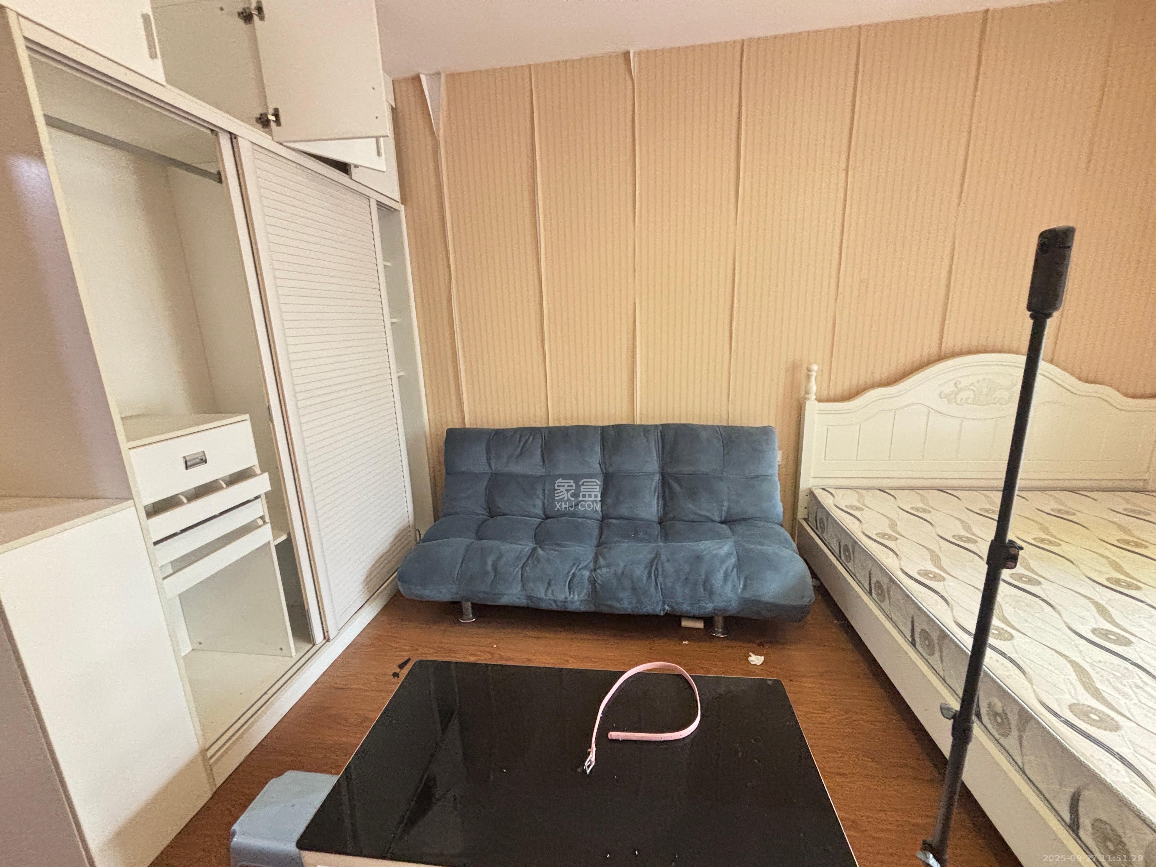 花漾年华(桂花园) 1室1厅1卫 1000.0元/月 花漾年华(桂花园) 1室1厅1卫 1000.0元/月室内图