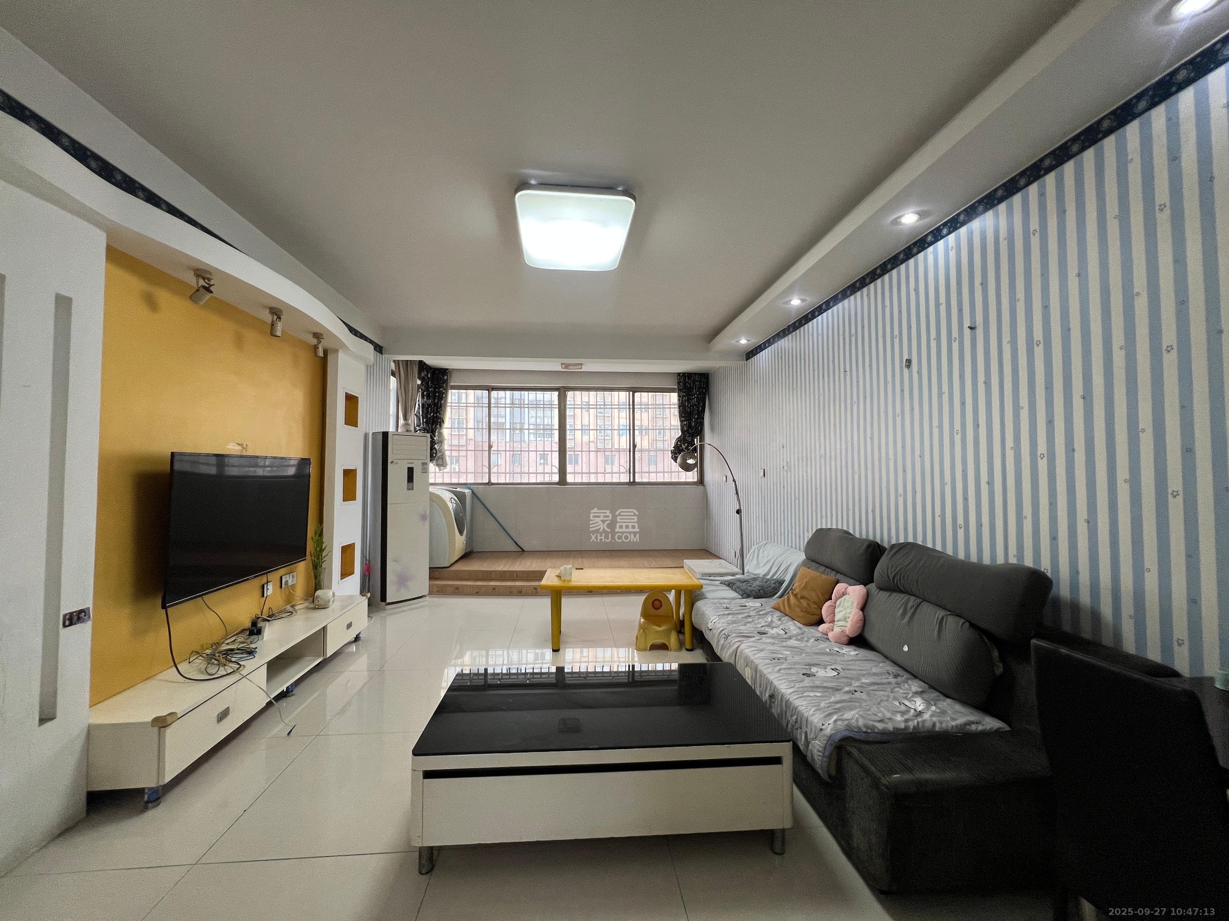 洪西安置小区(洪缘小区) 1室0厅0卫 1600.0元/月 洪西安置小区(洪缘小区) 1室0厅0卫 1600.0元/月室内图