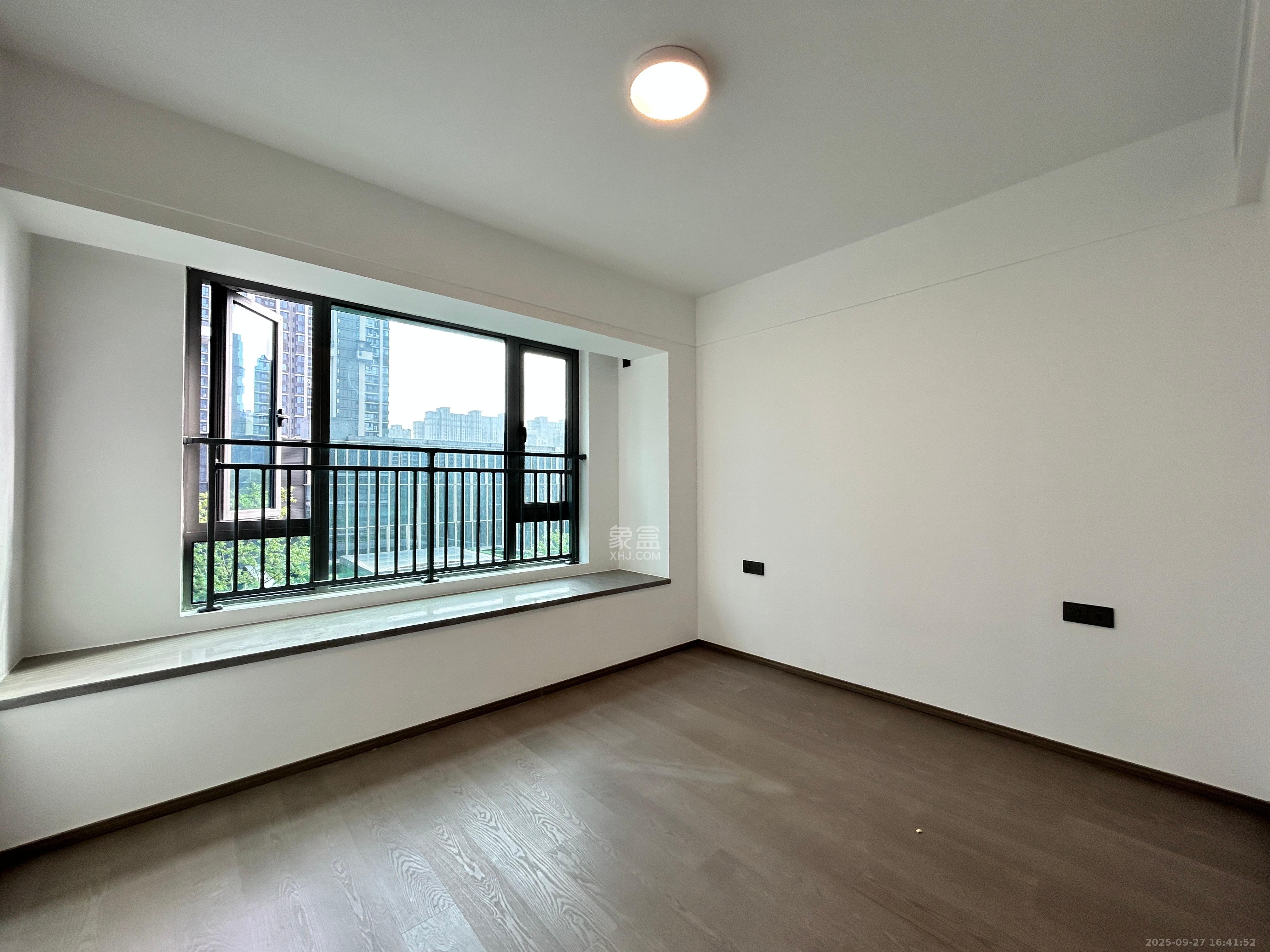 招商蛇口滨江境  1室0厅0卫    15000.0元/月室内图