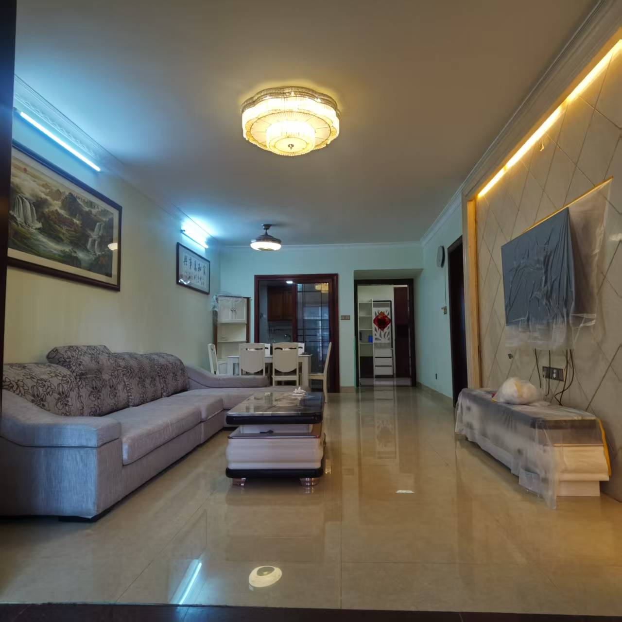 五源河公寓A区 3室2厅2卫 2500.0元/月 五源河公寓A区 3室2厅2卫 2500.0元/月室内图