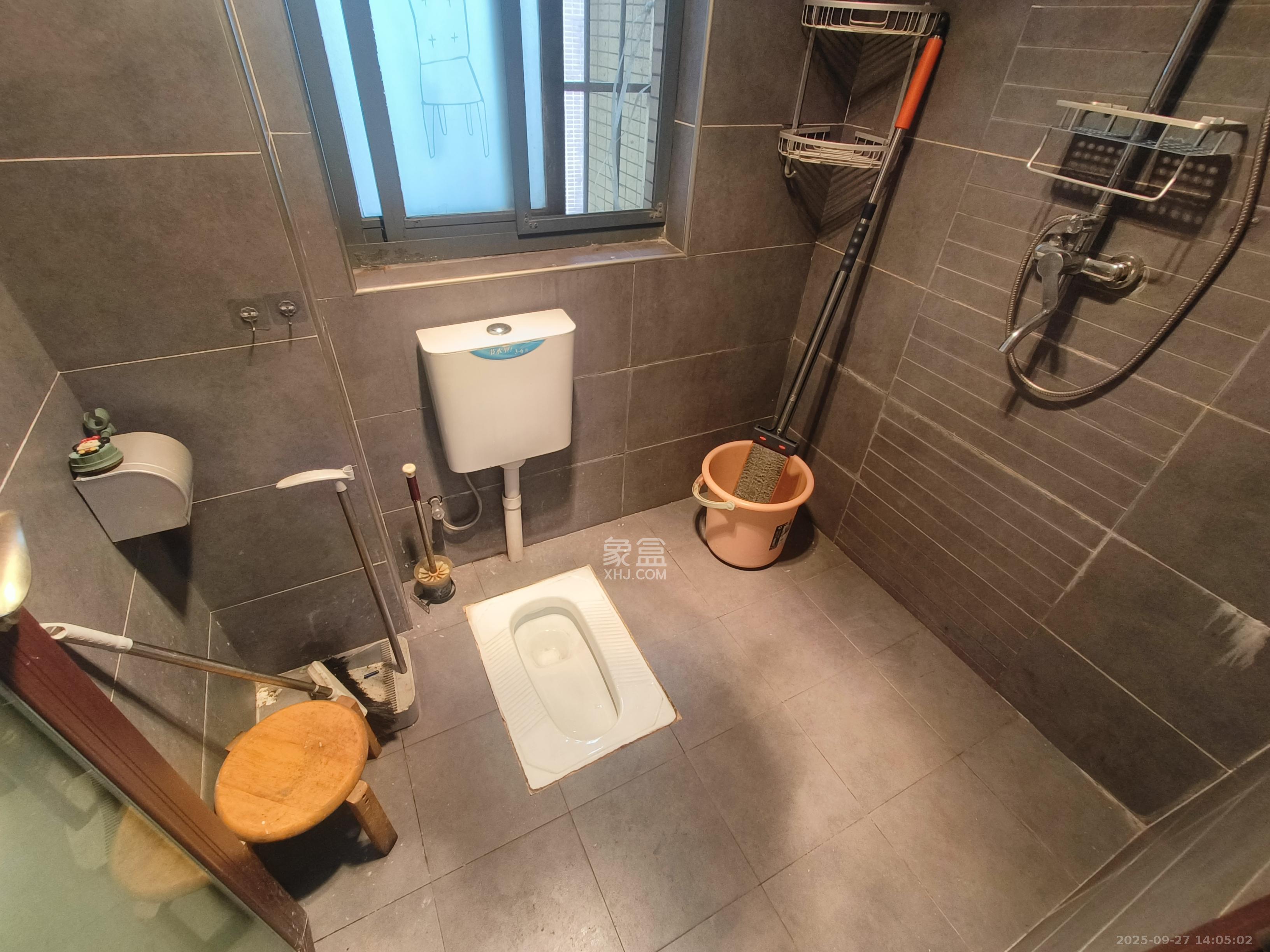 英祥春天 2室2厅1卫 2100.0元/月 英祥春天 2室2厅1卫 2100.0元/月室内图