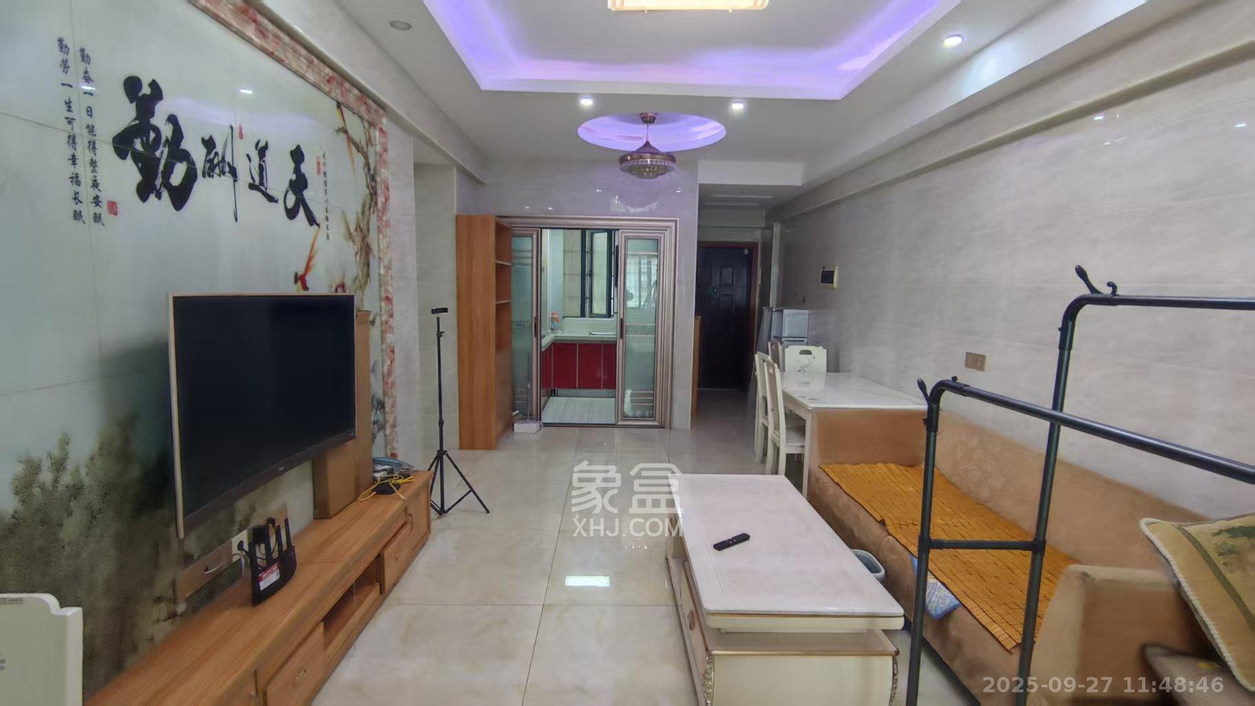 和隆花半里 3室2厅2卫 2400.0元/月 和隆花半里 3室2厅2卫 2400.0元/月室内图