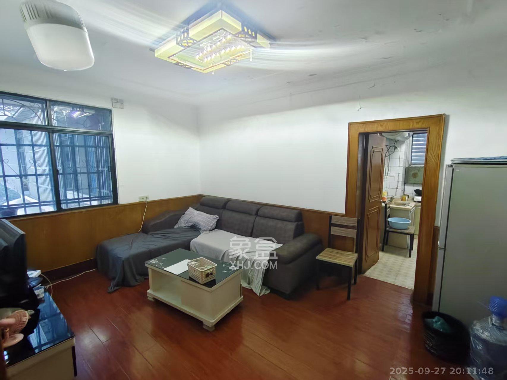 水泵厂宿舍 2室1厅1卫 1400.0元/月 水泵厂宿舍 2室1厅1卫 1400.0元/月室内图