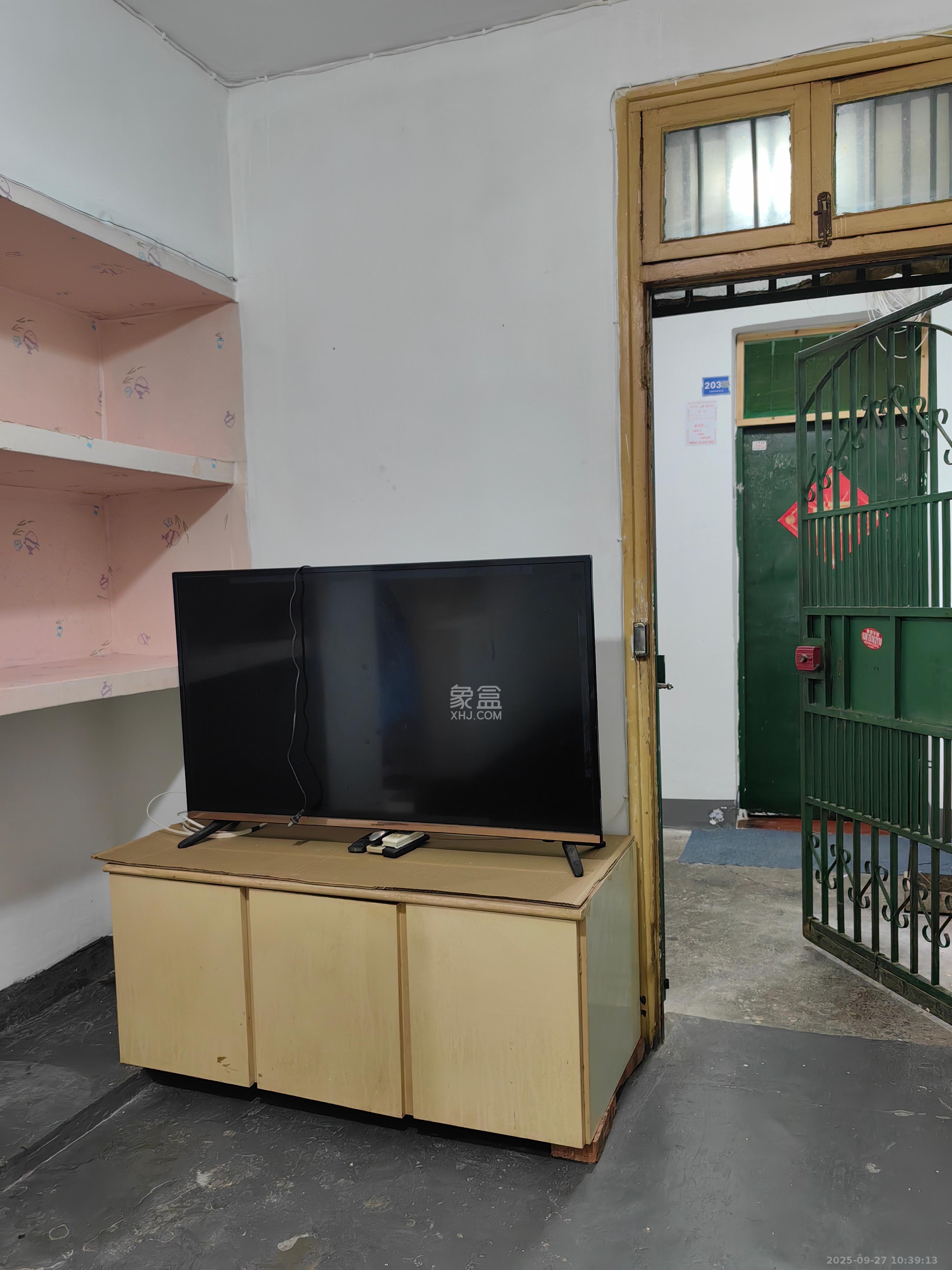 北桥新村  1室1厅1卫   1100.00元/月室内图