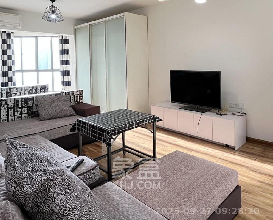 少帅府  1室1厅1卫    1800.0元/月室内图