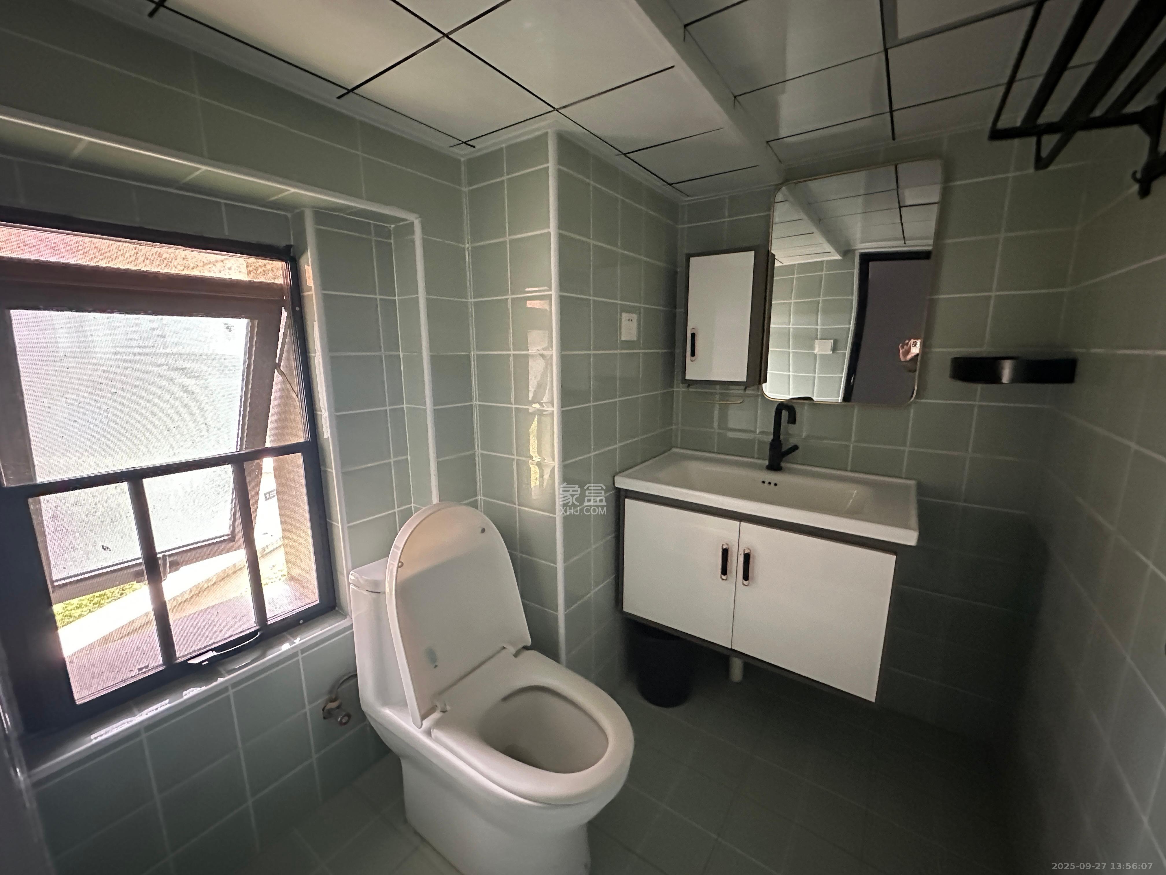 明昇壹城（明昇时代广场）三期  2室1厅1卫    2600.0元/月室内图