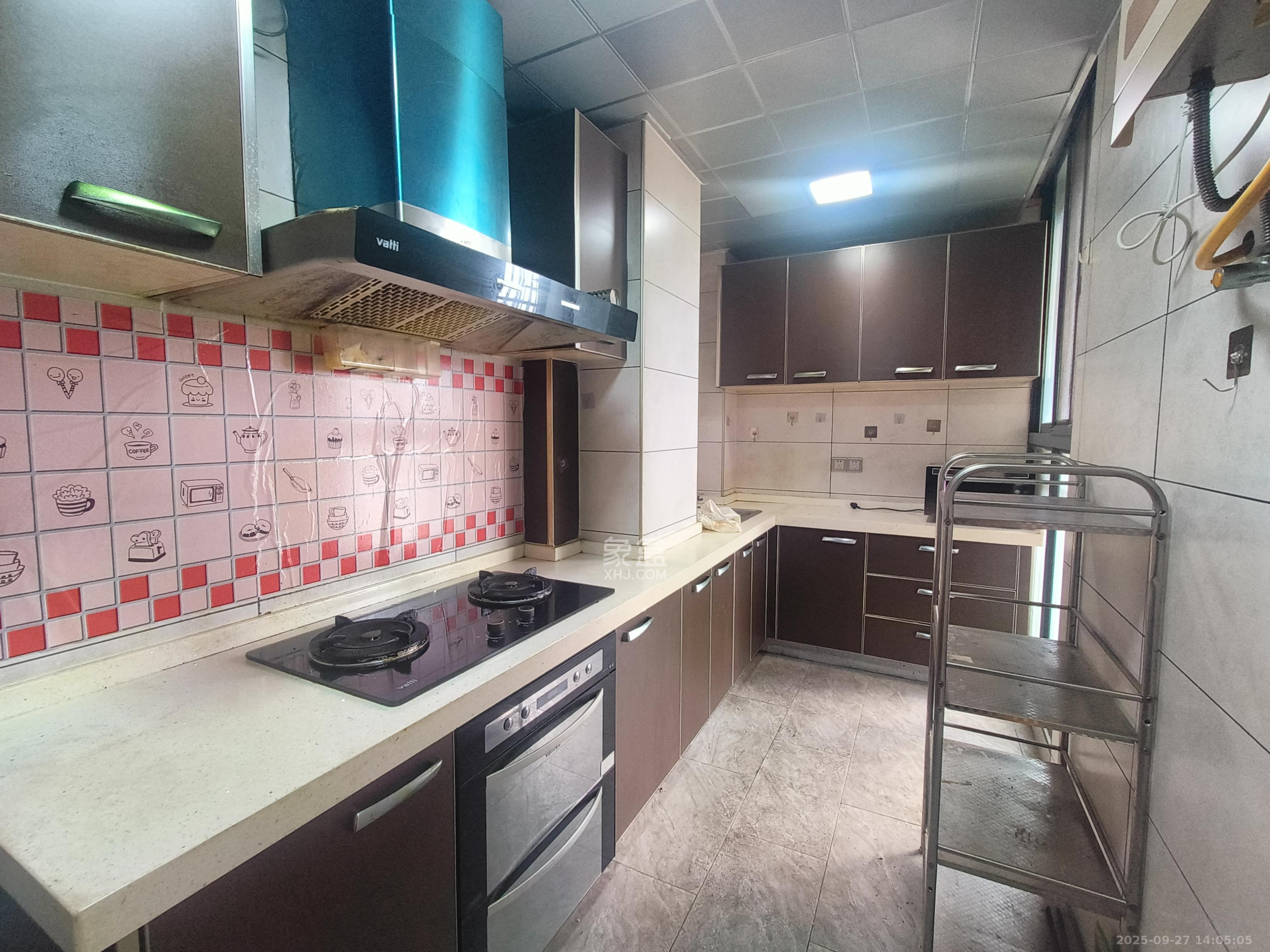 英祥春天 2室2厅1卫 2100.0元/月 英祥春天 2室2厅1卫 2100.0元/月室内图