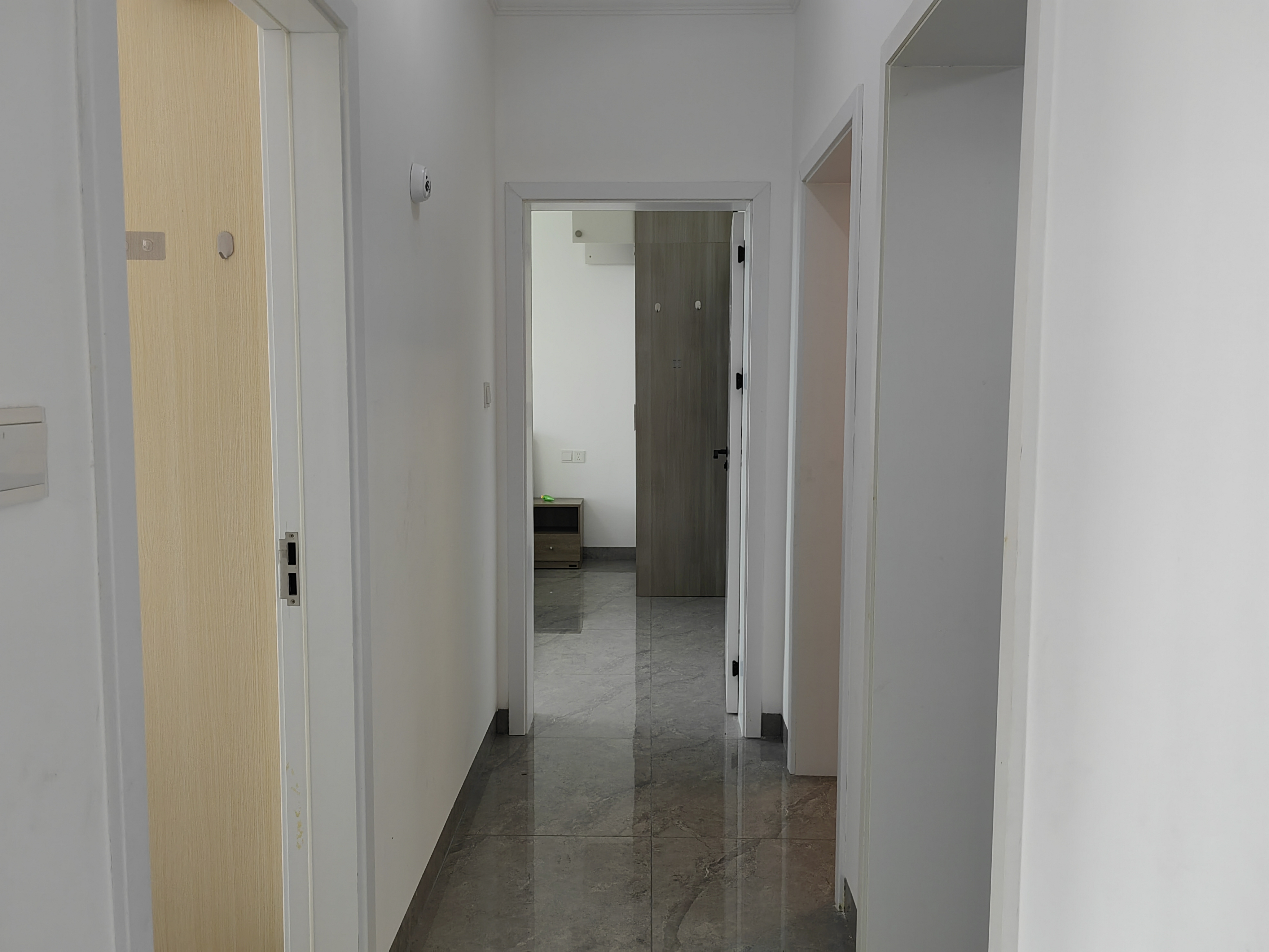 五江碧桂园城市广场 3室2厅2卫 2300.0元/月 五江碧桂园城市广场 3室2厅2卫 2300.0元/月室内图