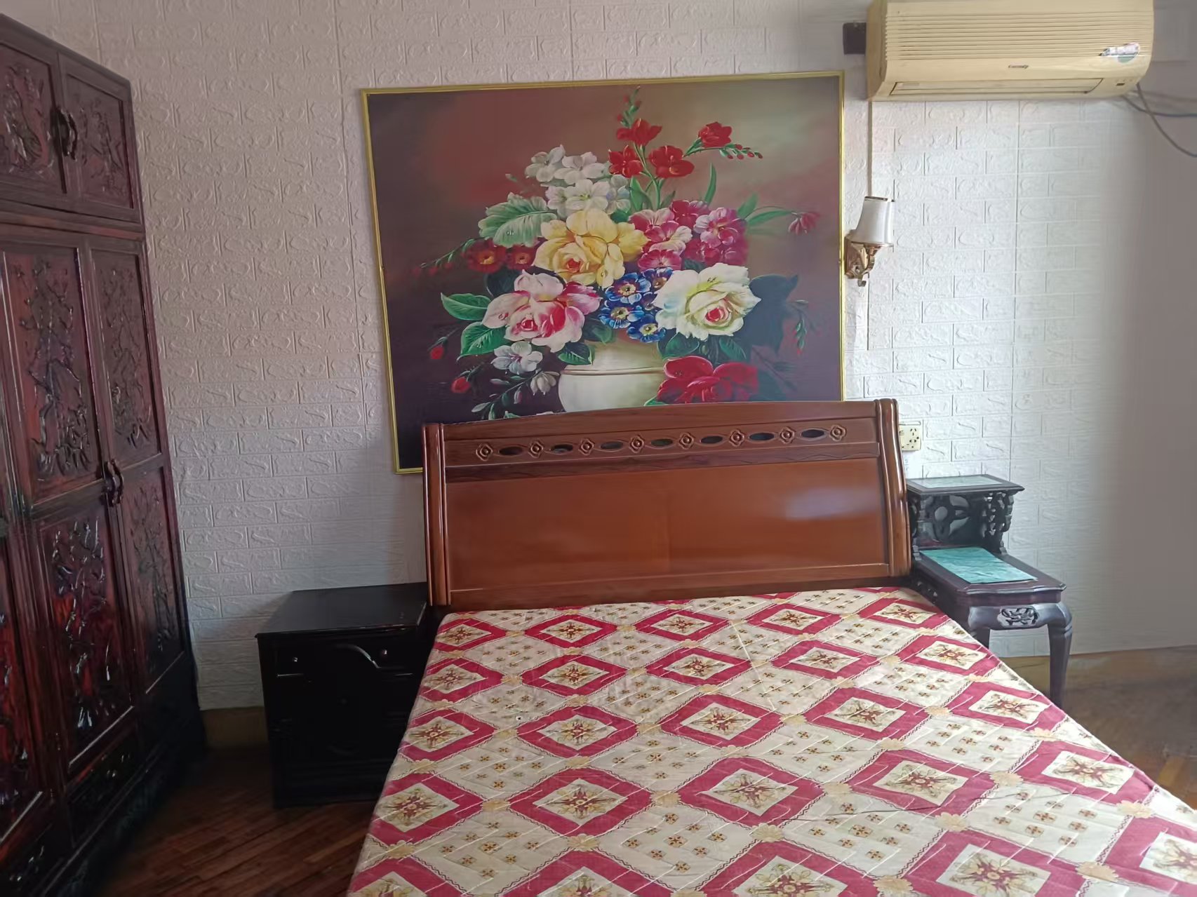 梓园社区(麻纺厂宿舍) 2室1厅1卫 900.0元/月 梓园社区(麻纺厂宿舍) 2室1厅1卫 900.0元/月室内图