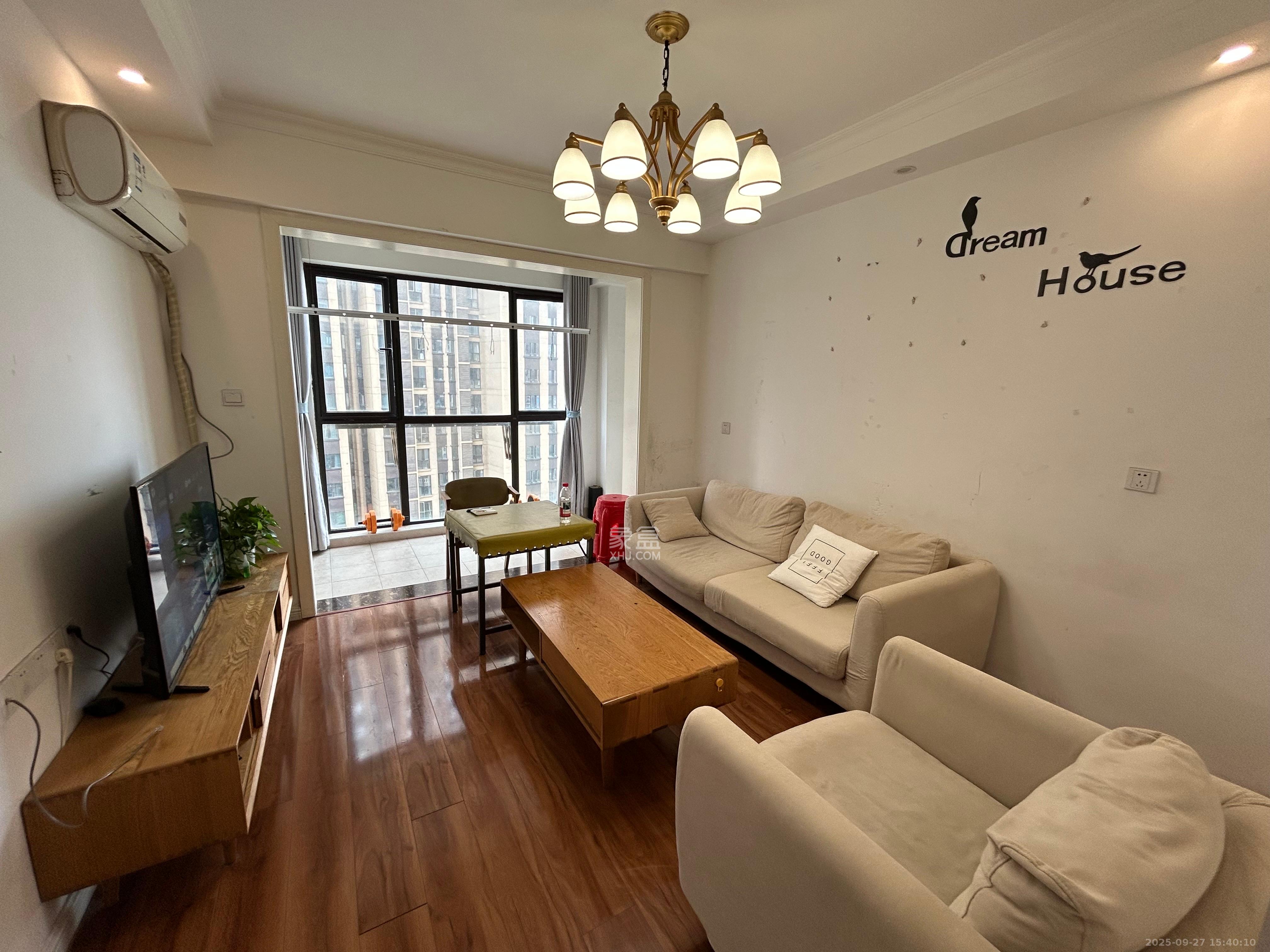 梅溪鑫苑名家 3室2厅1卫 2200.0元/月 梅溪鑫苑名家 3室2厅1卫 2200.0元/月室内图