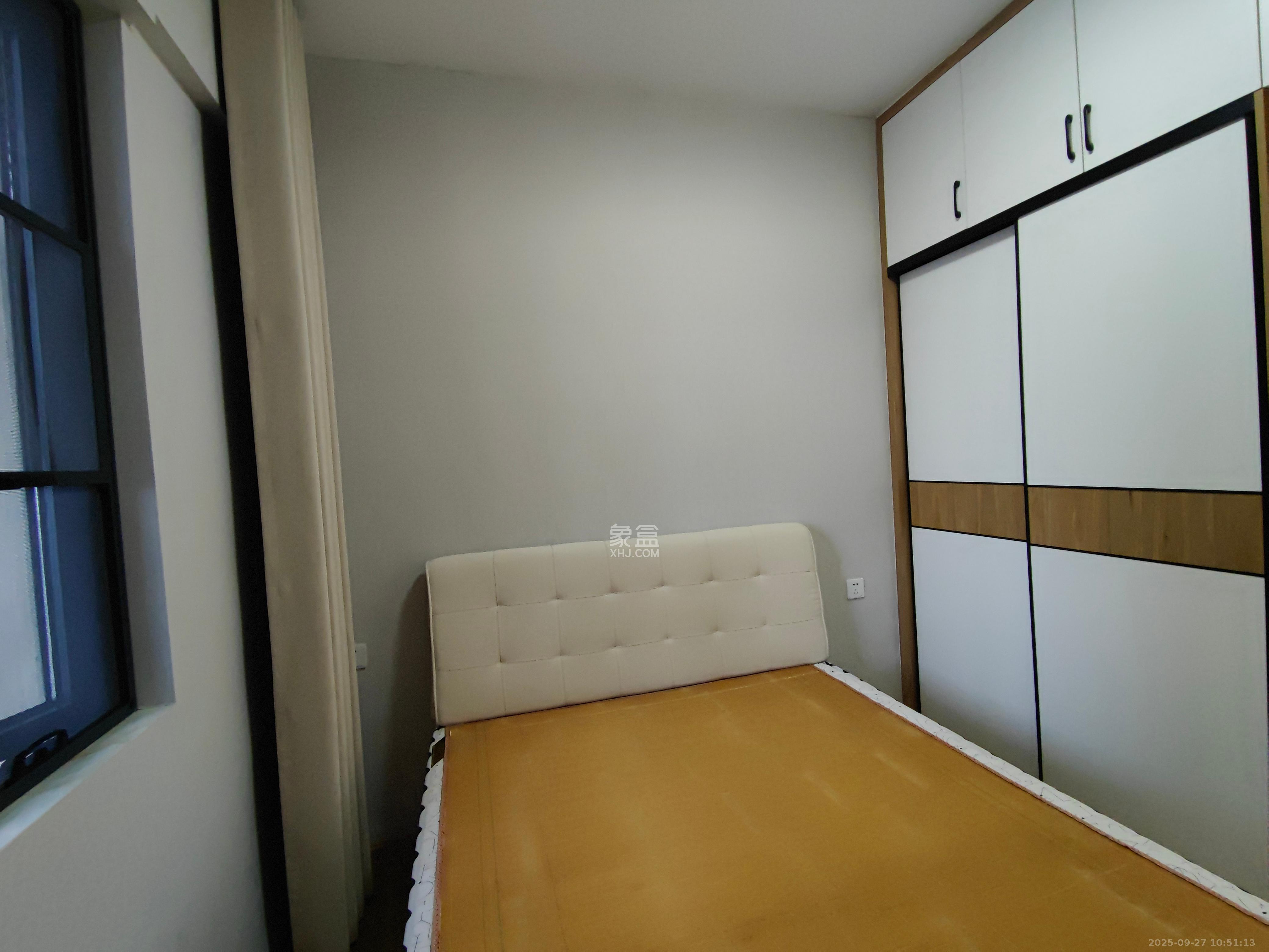 中建梅溪湖中心  3室2厅2卫    3400.0元/月室内图