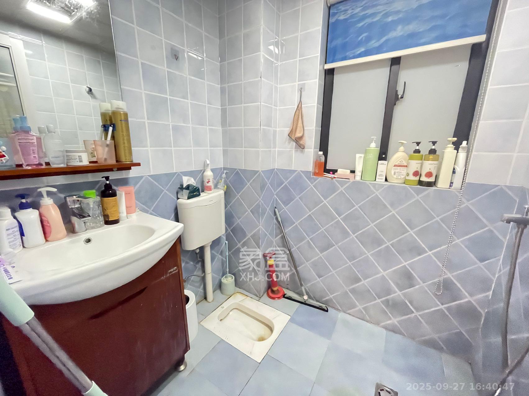 湘腾琴岛 3室2厅2卫 2400.0元/月 湘腾琴岛 3室2厅2卫 2400.0元/月室内图