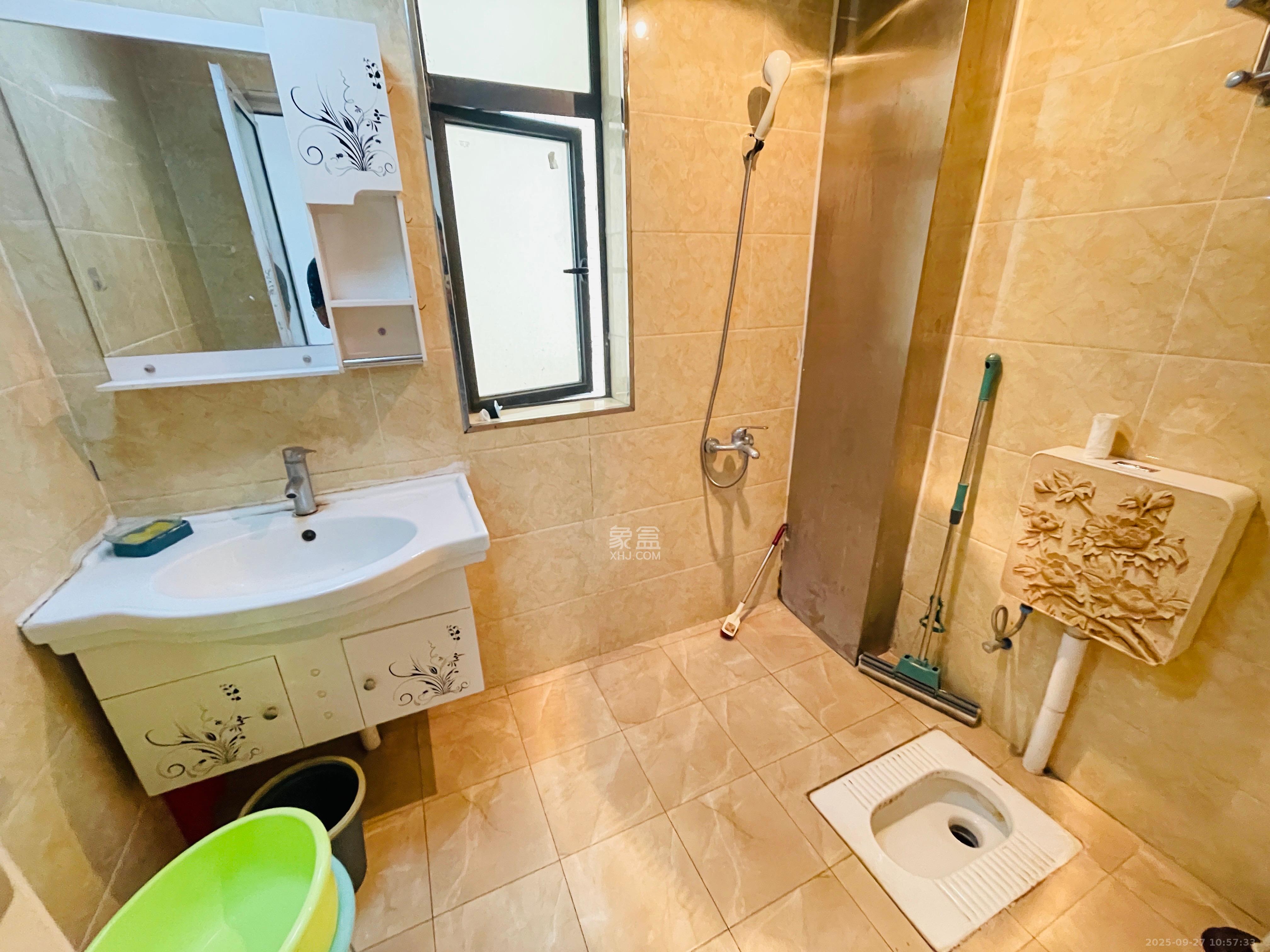 兰亭都荟（璟峰苑）  3室2厅2卫    3300.0元/月室内图