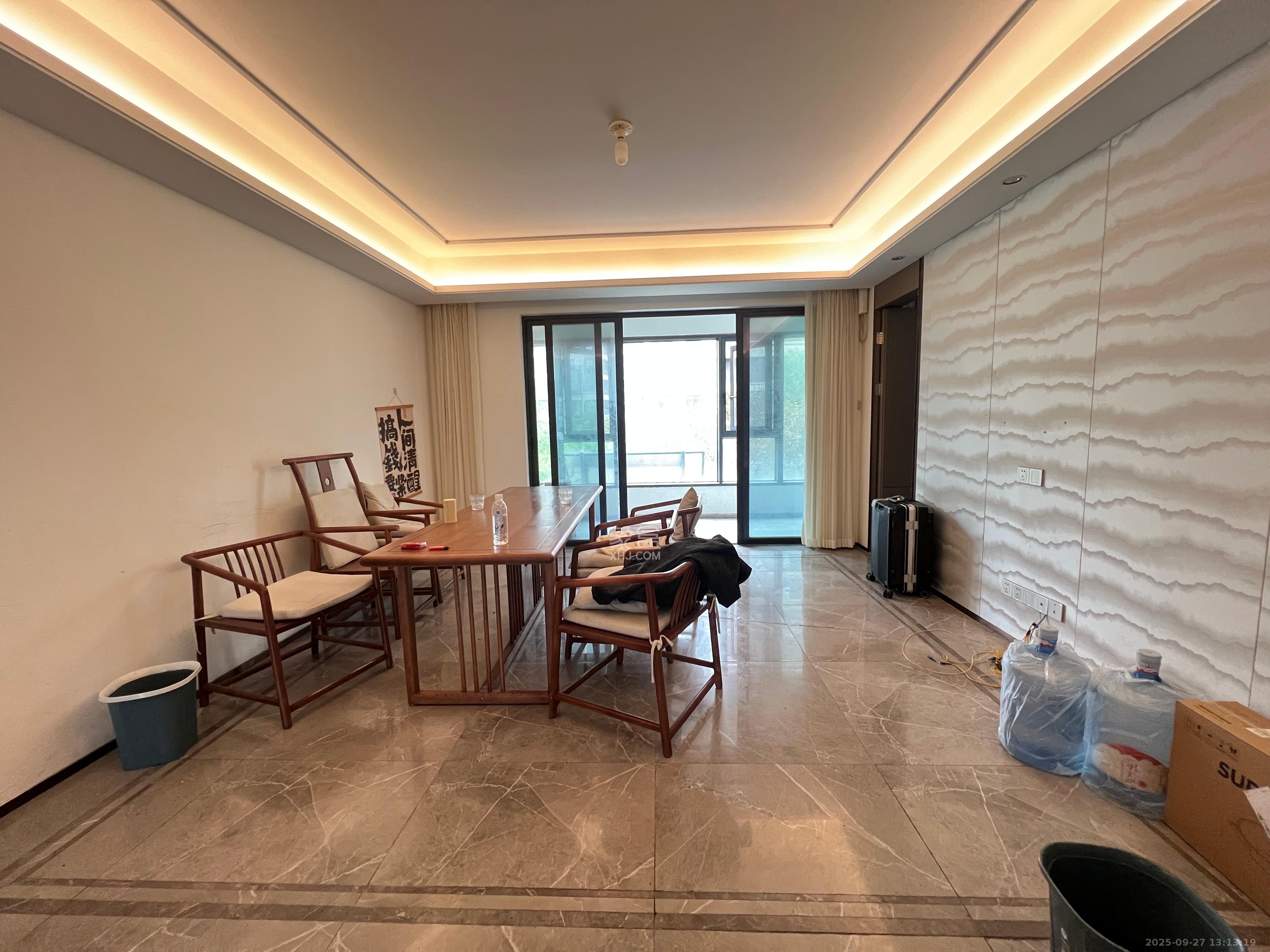 金茂建发泊悦 4室2厅1卫 4500.0元/月 金茂建发泊悦 4室2厅1卫 4500.0元/月室内图