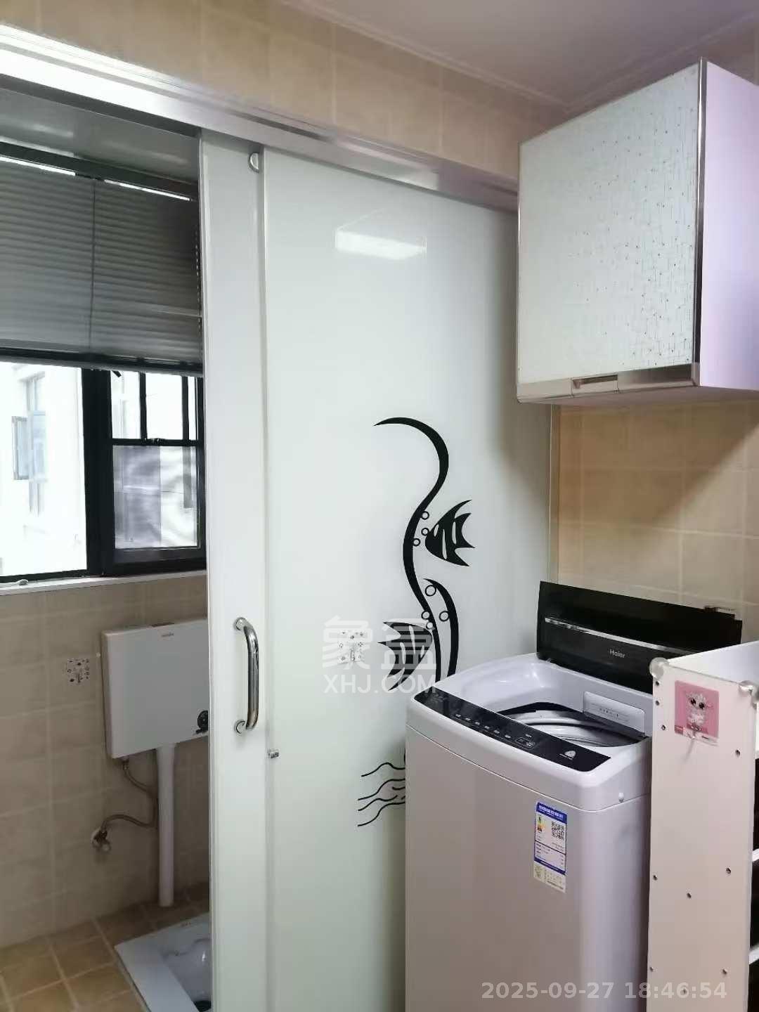 金茂梅溪湖  1室1厅1卫   1600.00元/月室内图