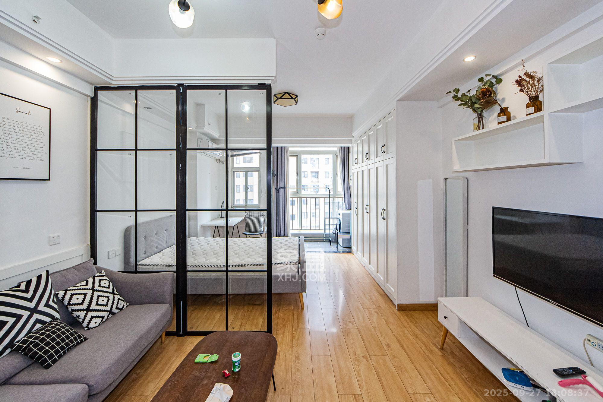 北辰三角洲E4区 1室1厅1卫 2300.0元/月 北辰三角洲E4区 1室1厅1卫 2300.0元/月室内图