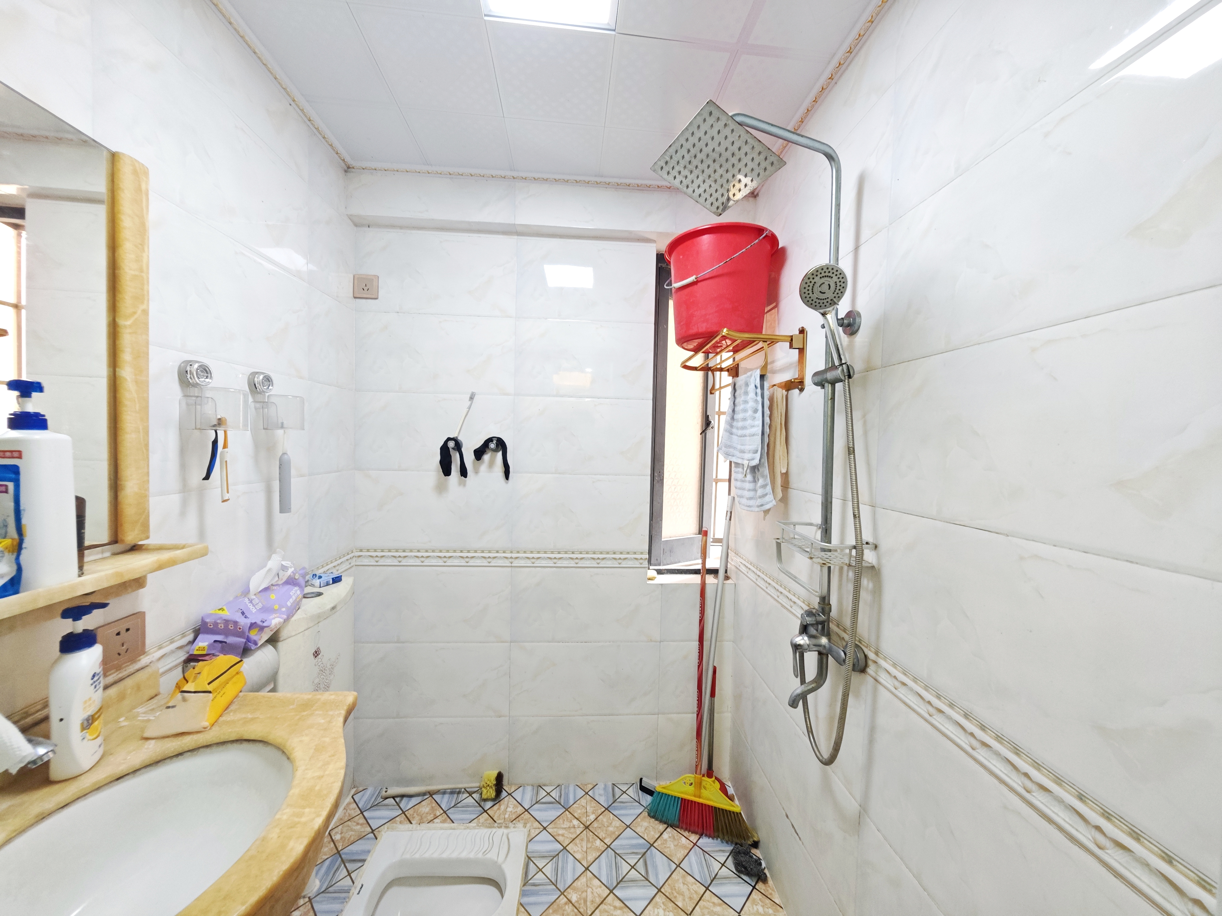 星华佳园 3室2厅1卫 160.0万 星华佳园 3室2厅1卫 160.0万客厅