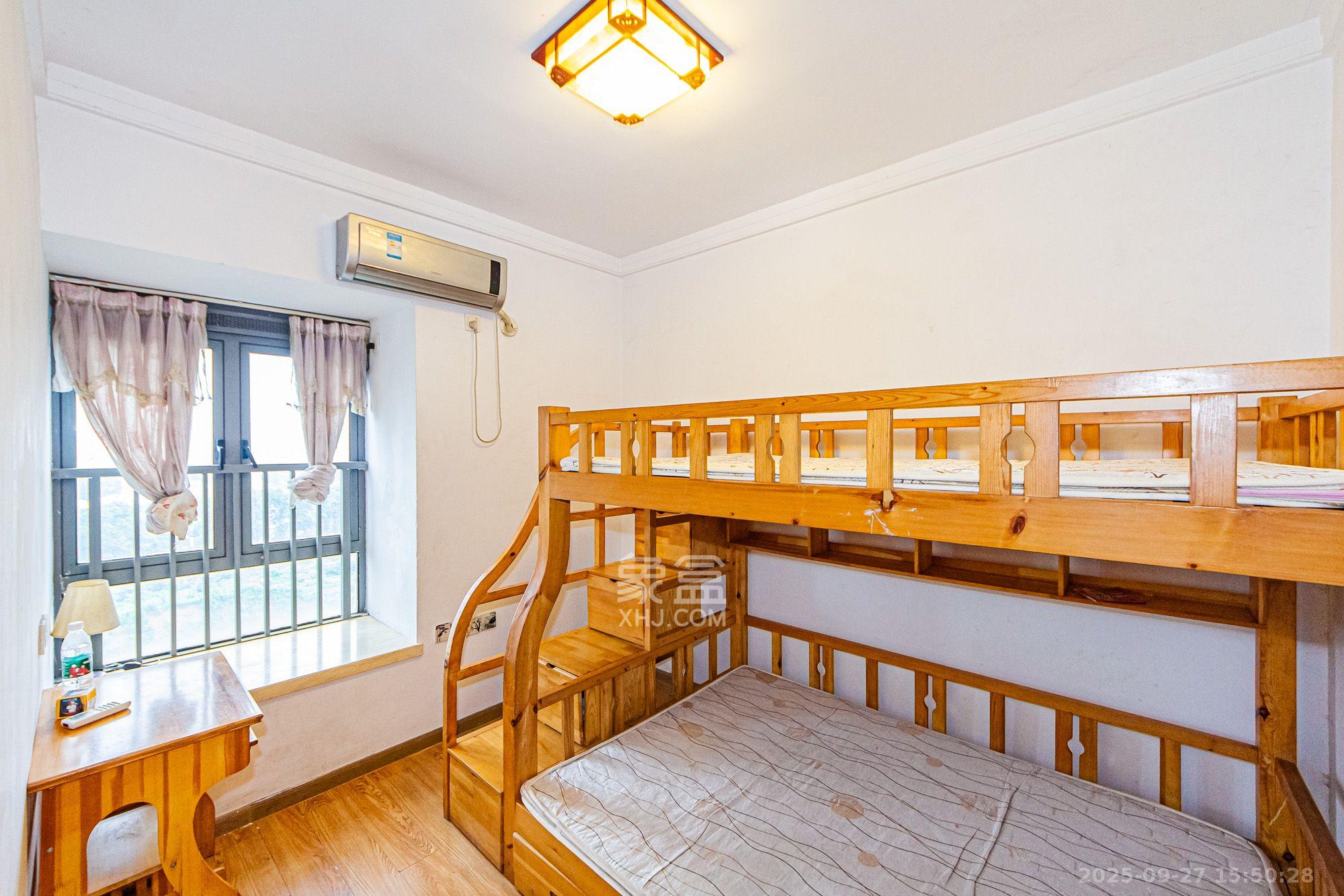 珠江花城三期锦鲤 2室2厅1卫 2000.0元/月 珠江花城三期锦鲤 2室2厅1卫 2000.0元/月室内图