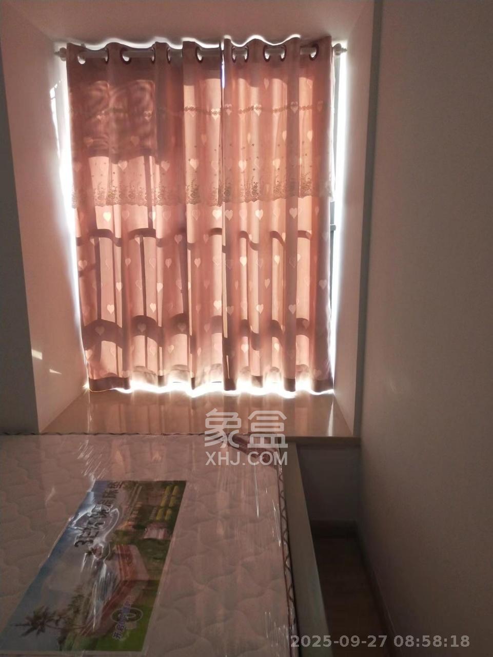 汇金城/嘉华城(二期、三期) 3室2厅2卫 2800.0元/月 汇金城/嘉华城(二期、三期) 3室2厅2卫 2800.0元/月室内图