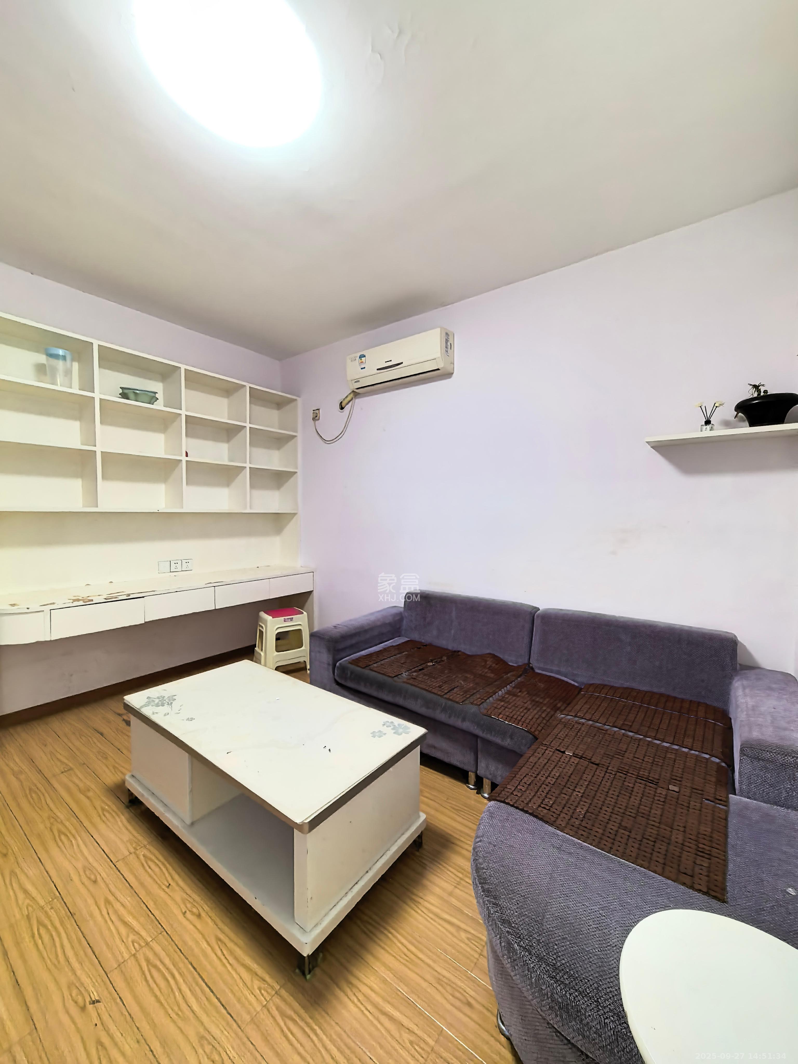 星尚520 1室1厅1卫 1500.0元/月 星尚520 1室1厅1卫 1500.0元/月室内图