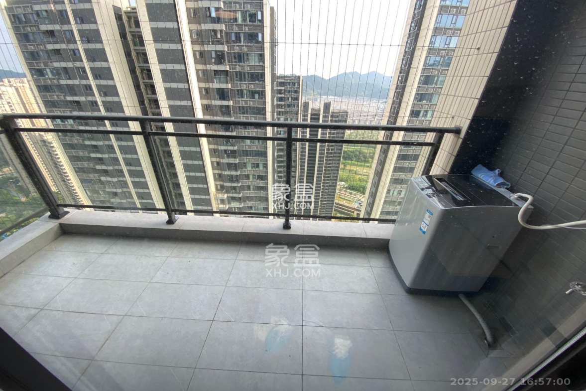 时代梅溪领峰 3室1厅2卫 3500.0元/月 时代梅溪领峰 3室1厅2卫 3500.0元/月室内图