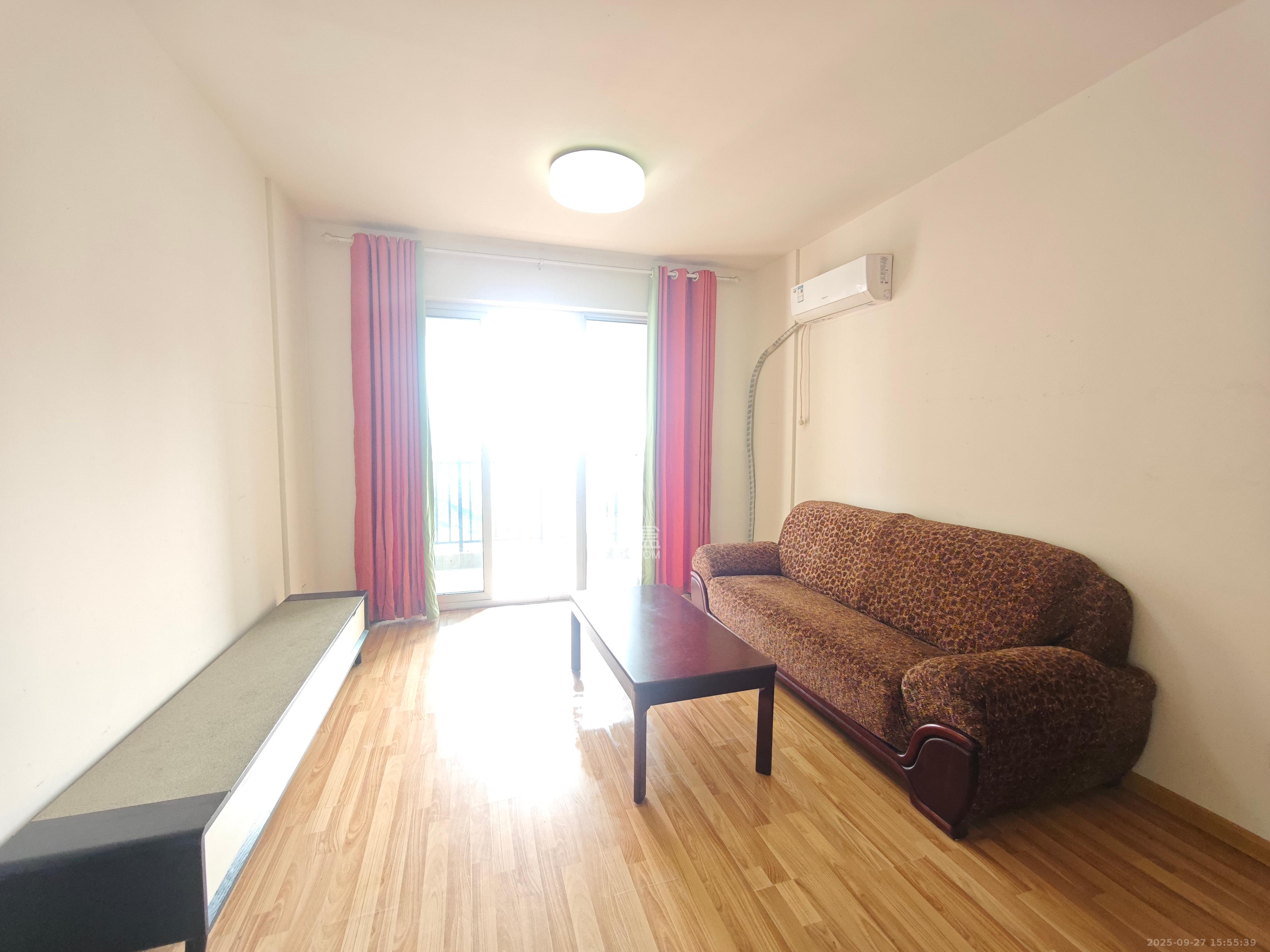 和悦城(蟠龙景苑)  2室2厅1卫    1800.0元/月室内图