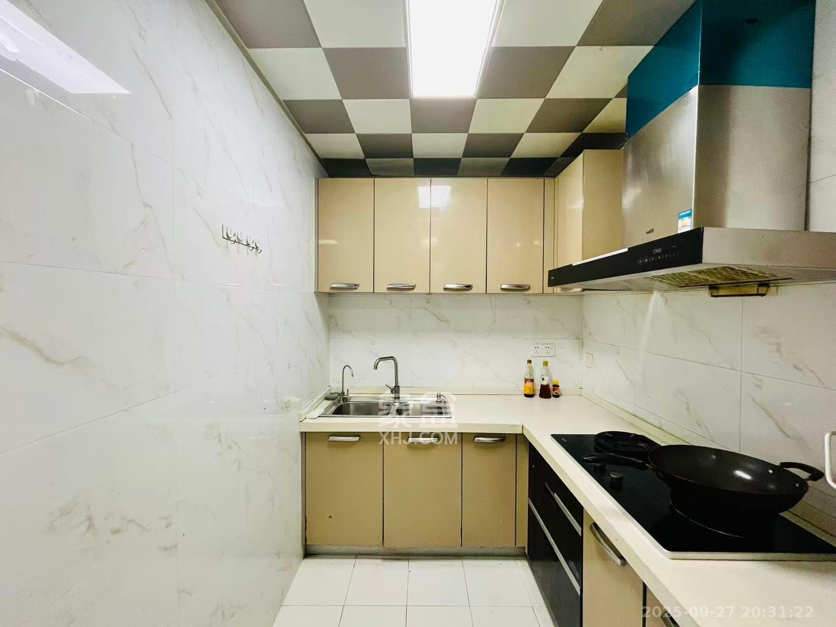 鑫远御文台一期  3室2厅1卫    2400.0元/月室内图