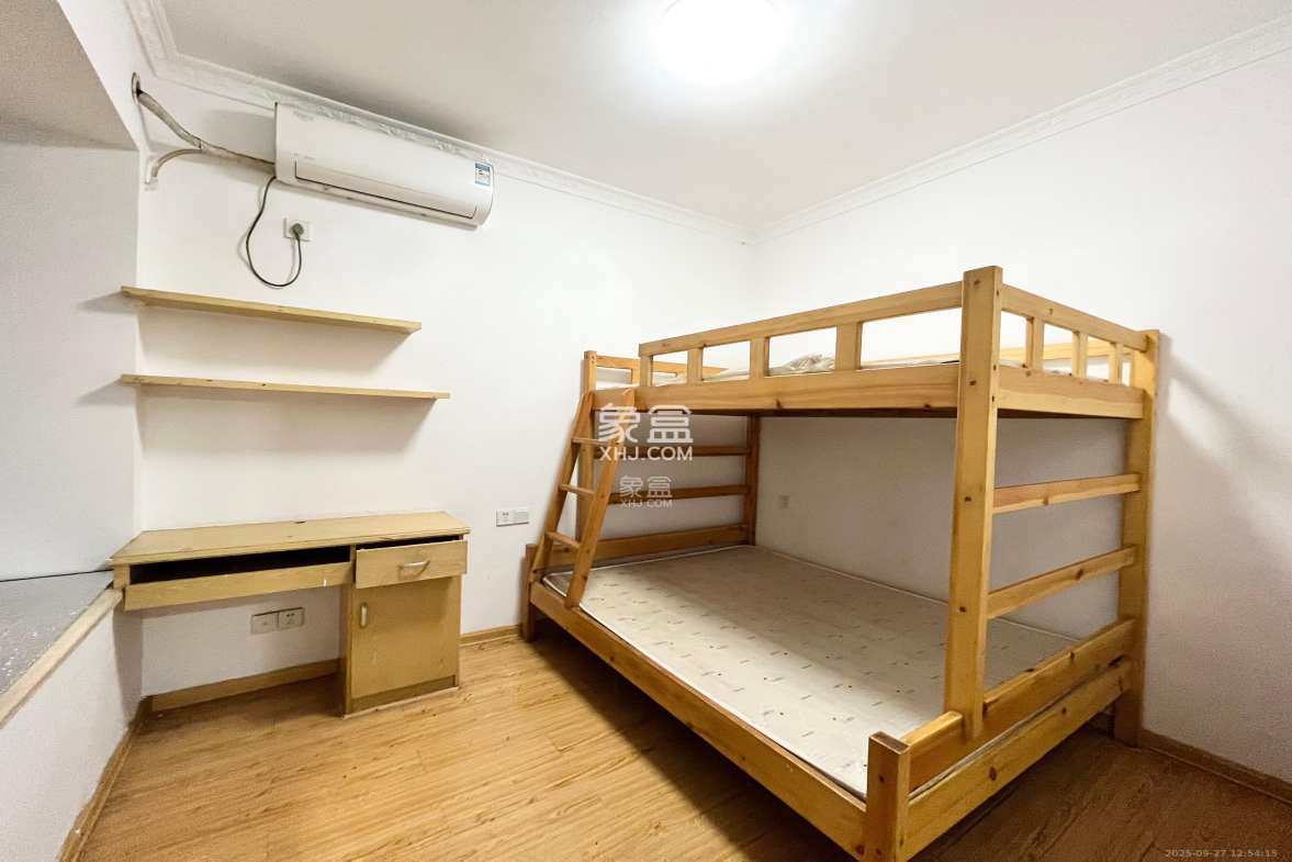 保利麓谷林语C区  2室2厅1卫    1900.0元/月 保利麓谷林语C区  2室2厅1卫    1900.0元/月室内图