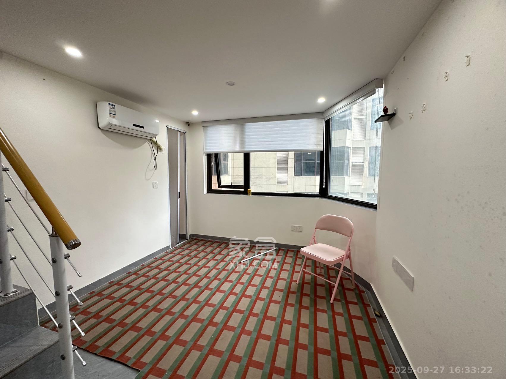 珠江花城好世界  1室0厅0卫    1600.0元/月 珠江花城好世界  1室0厅0卫    1600.0元/月