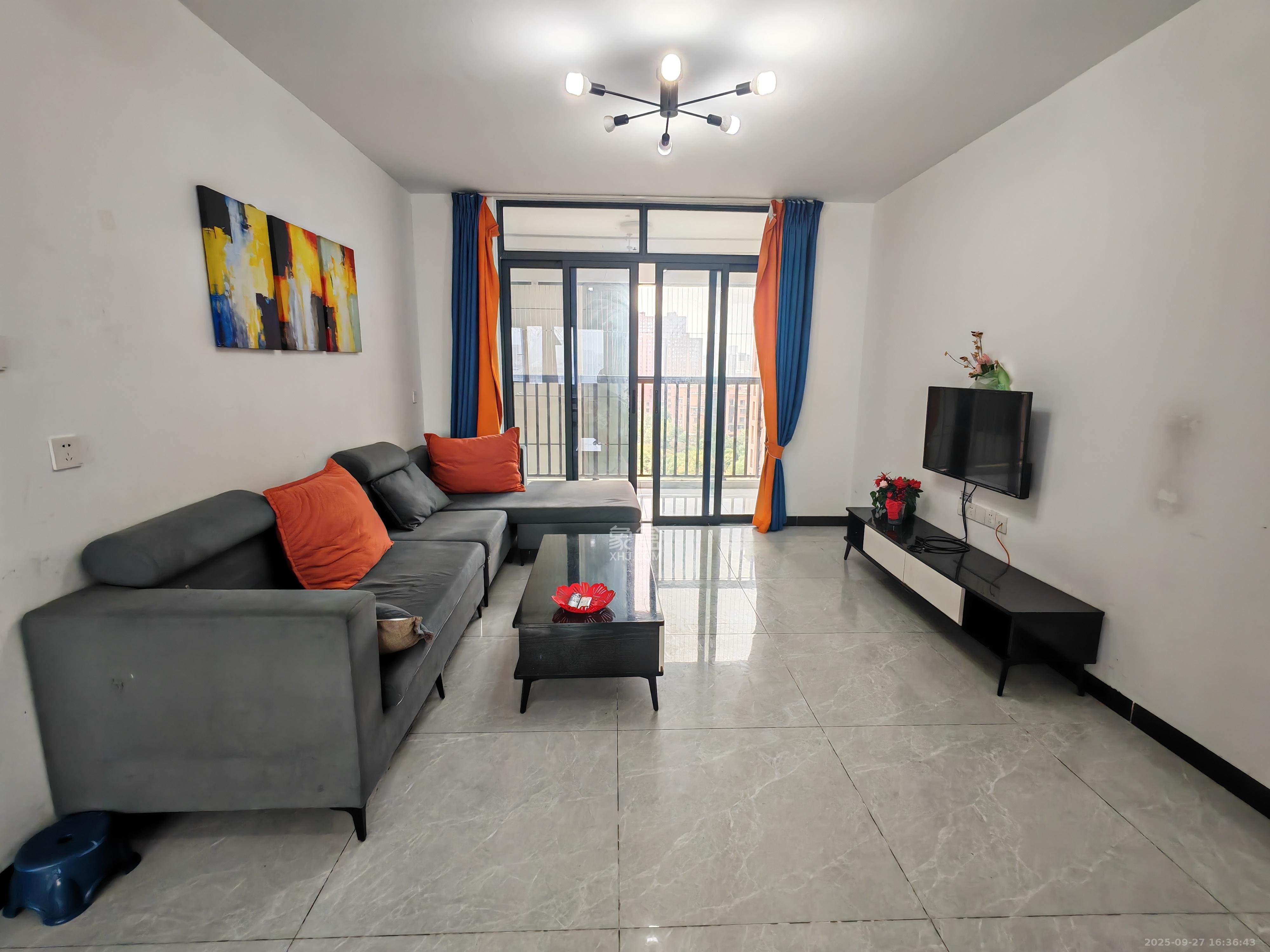 中冶中央公园 4室2厅2卫 3500.0元/月 中冶中央公园 4室2厅2卫 3500.0元/月室内图