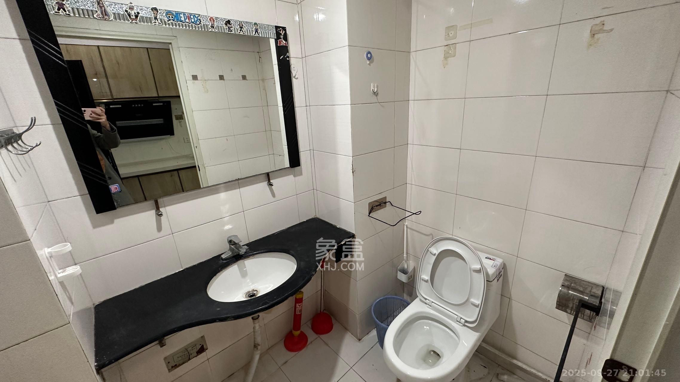 众东国际 1室1厅1卫 2200.0元/月 众东国际 1室1厅1卫 2200.0元/月室内图