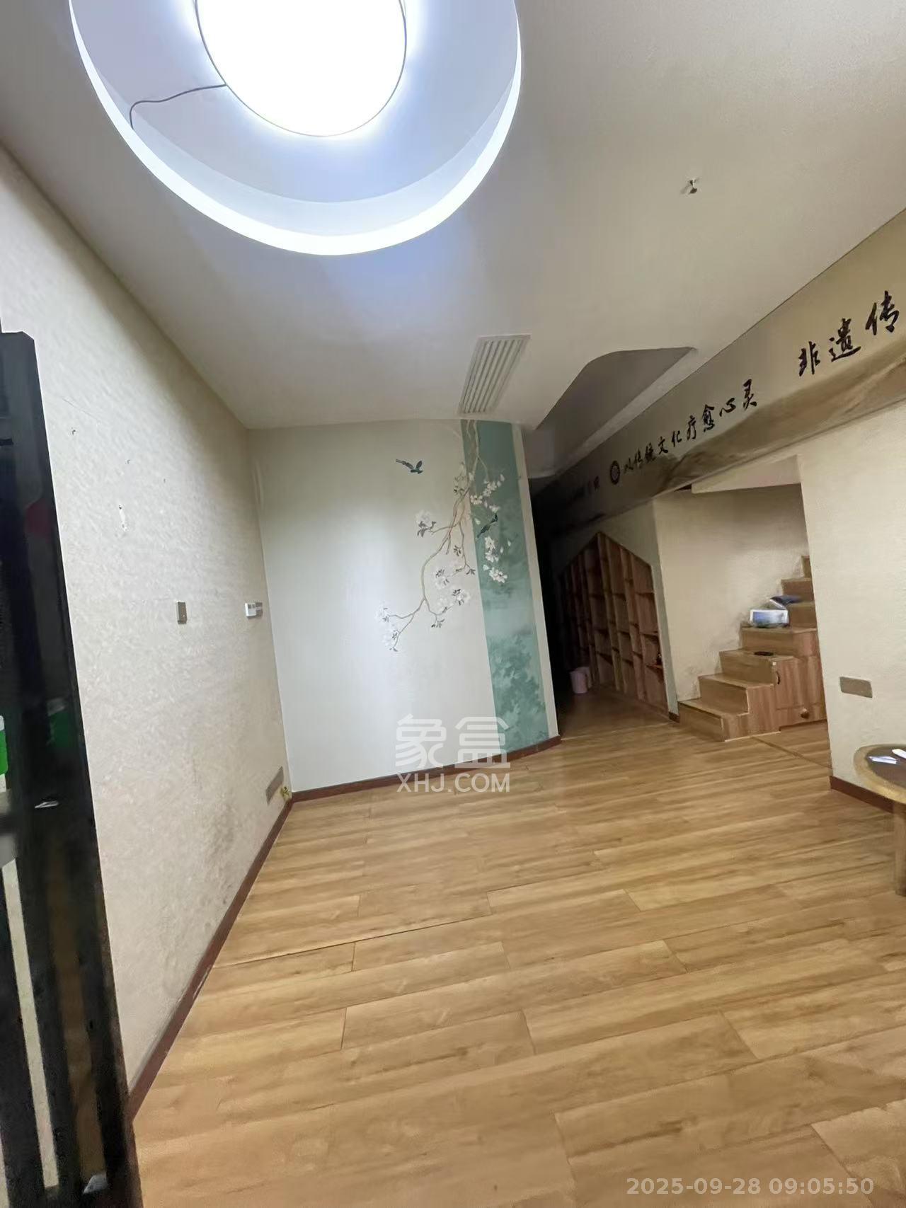 荣悦台  1室1厅1卫   5000.00元/月室内图