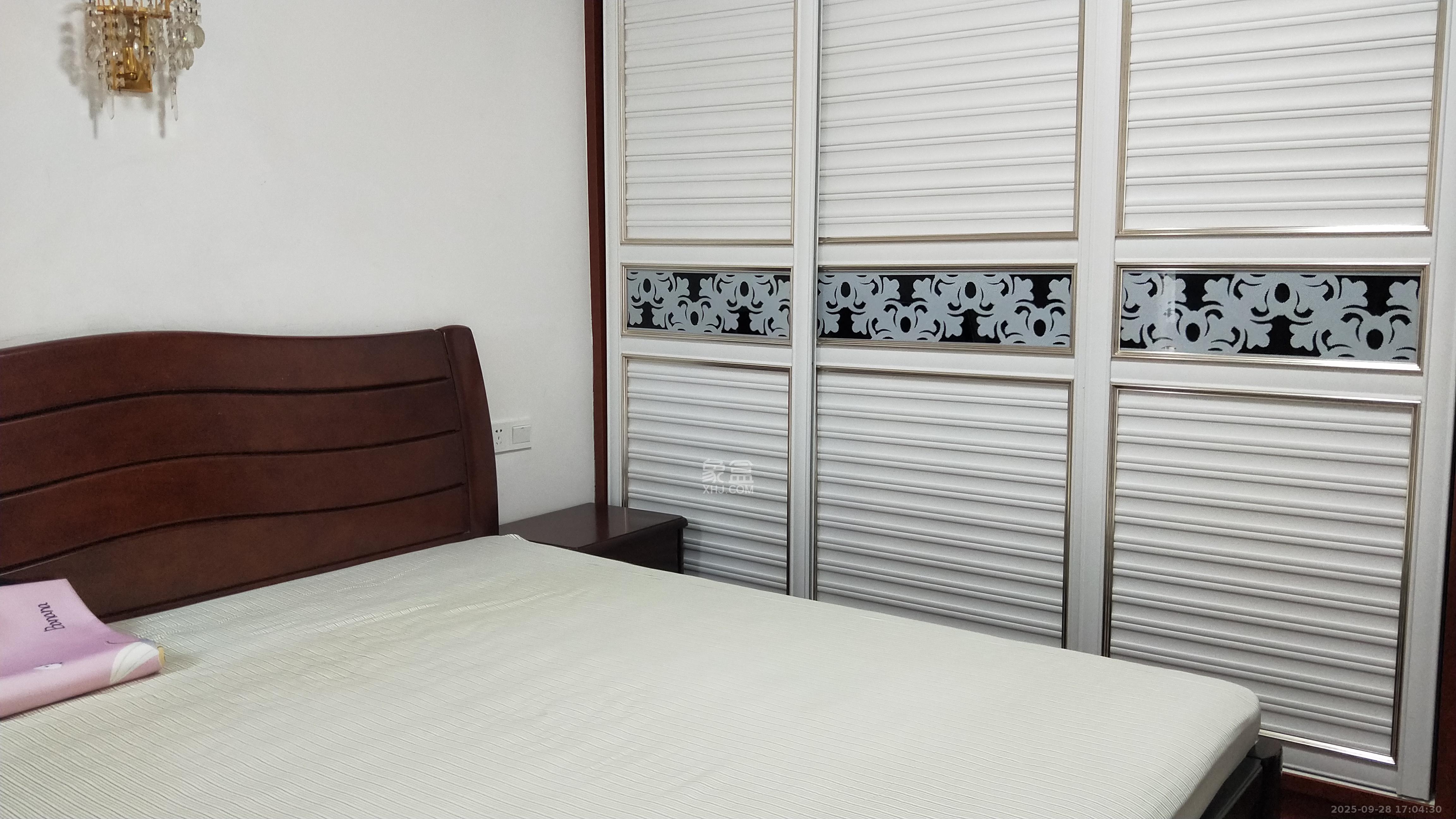 阳光晶城 3室2厅1卫 2000.0元/月 阳光晶城 3室2厅1卫 2000.0元/月室内图