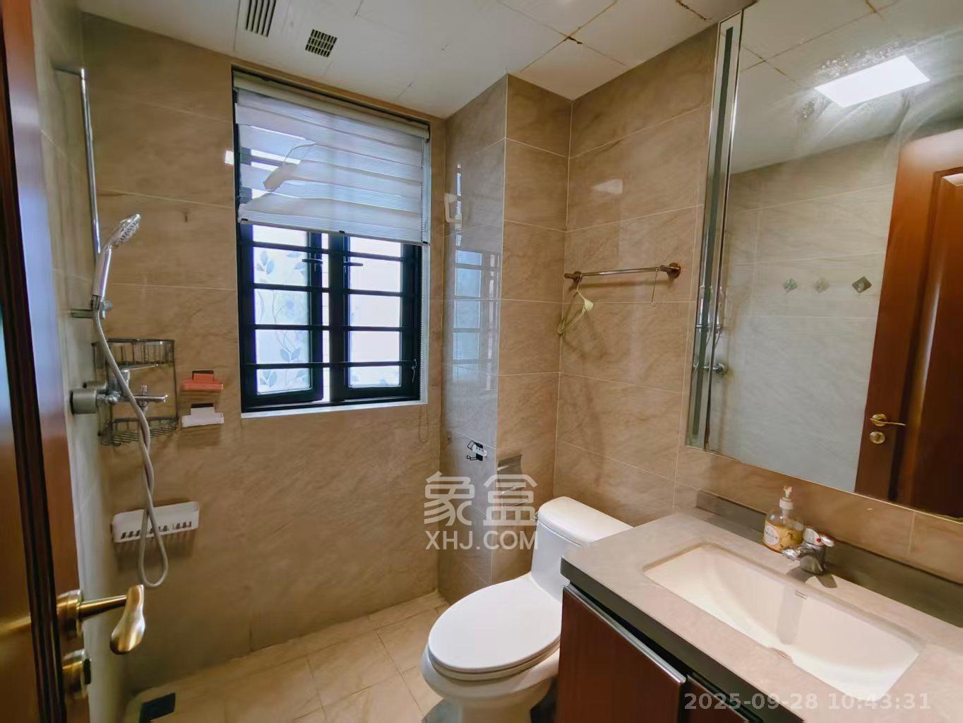 恒大书香门第 2室2厅1卫 1600.0元/月 恒大书香门第 2室2厅1卫 1600.0元/月室内图