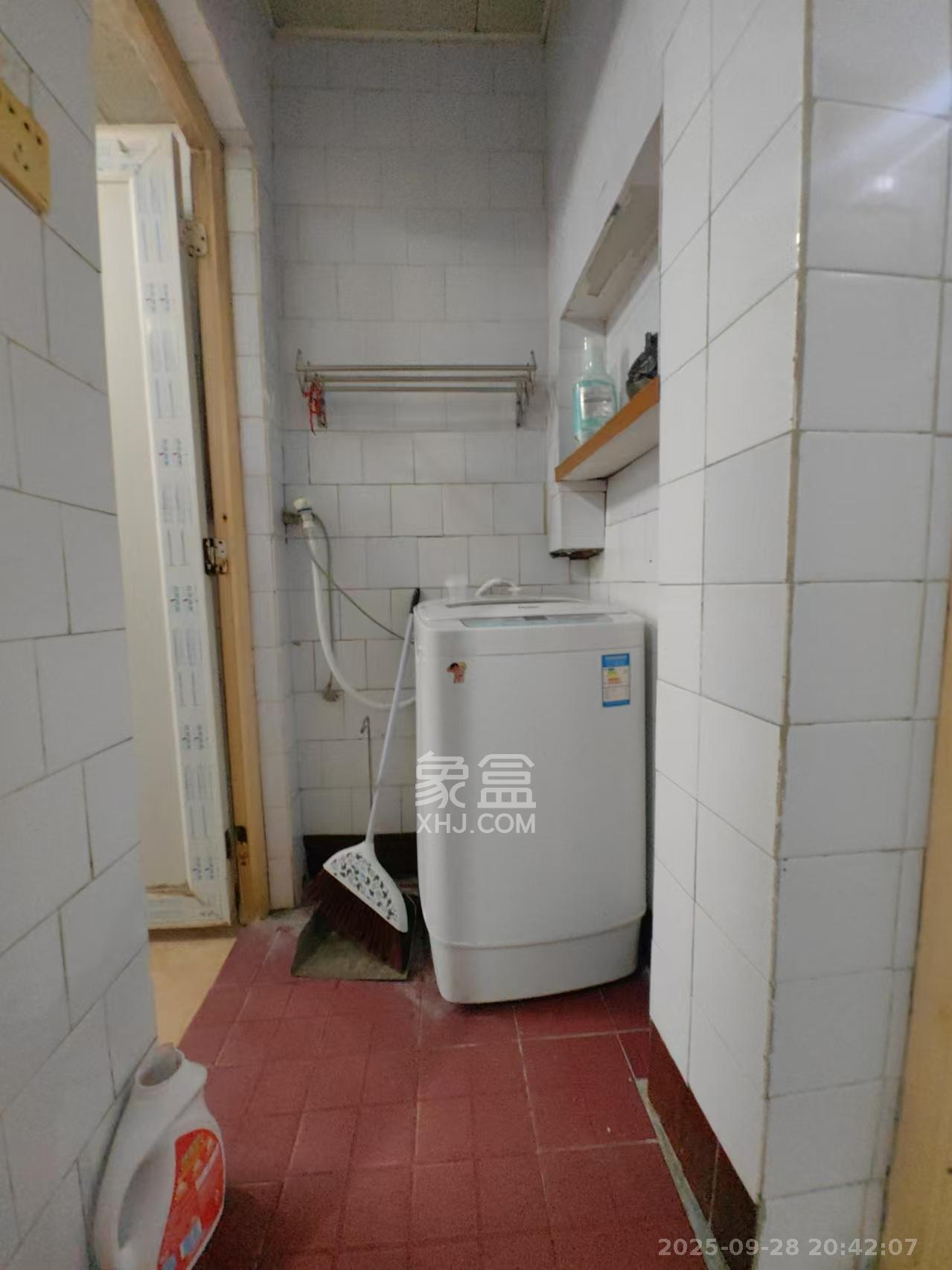 东塘电力院 3室2厅1卫 1800.0元/月 东塘电力院 3室2厅1卫 1800.0元/月室内图