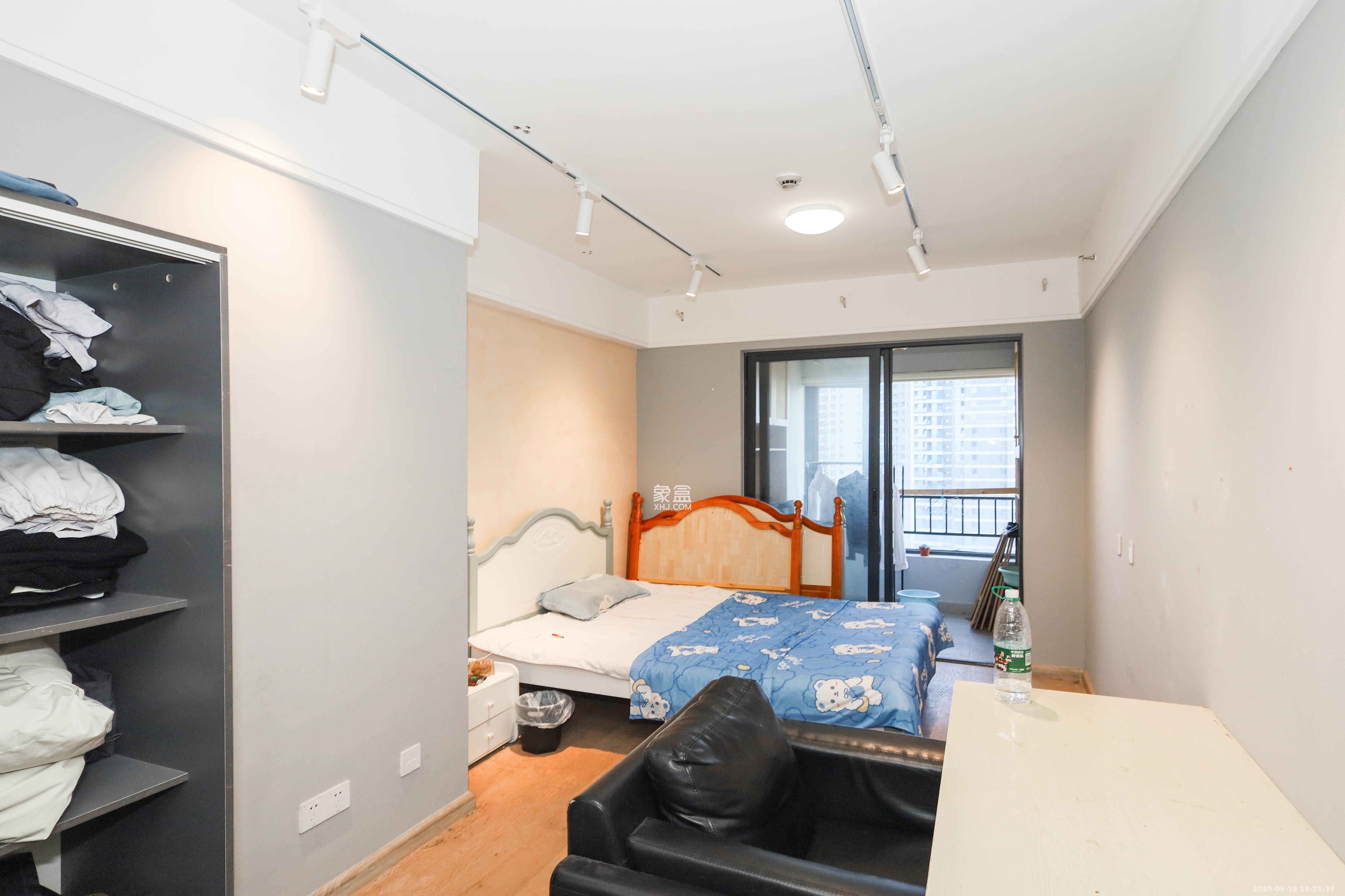 南山梅溪一方 4室2厅2卫 3800.0元/月 南山梅溪一方 4室2厅2卫 3800.0元/月室内图