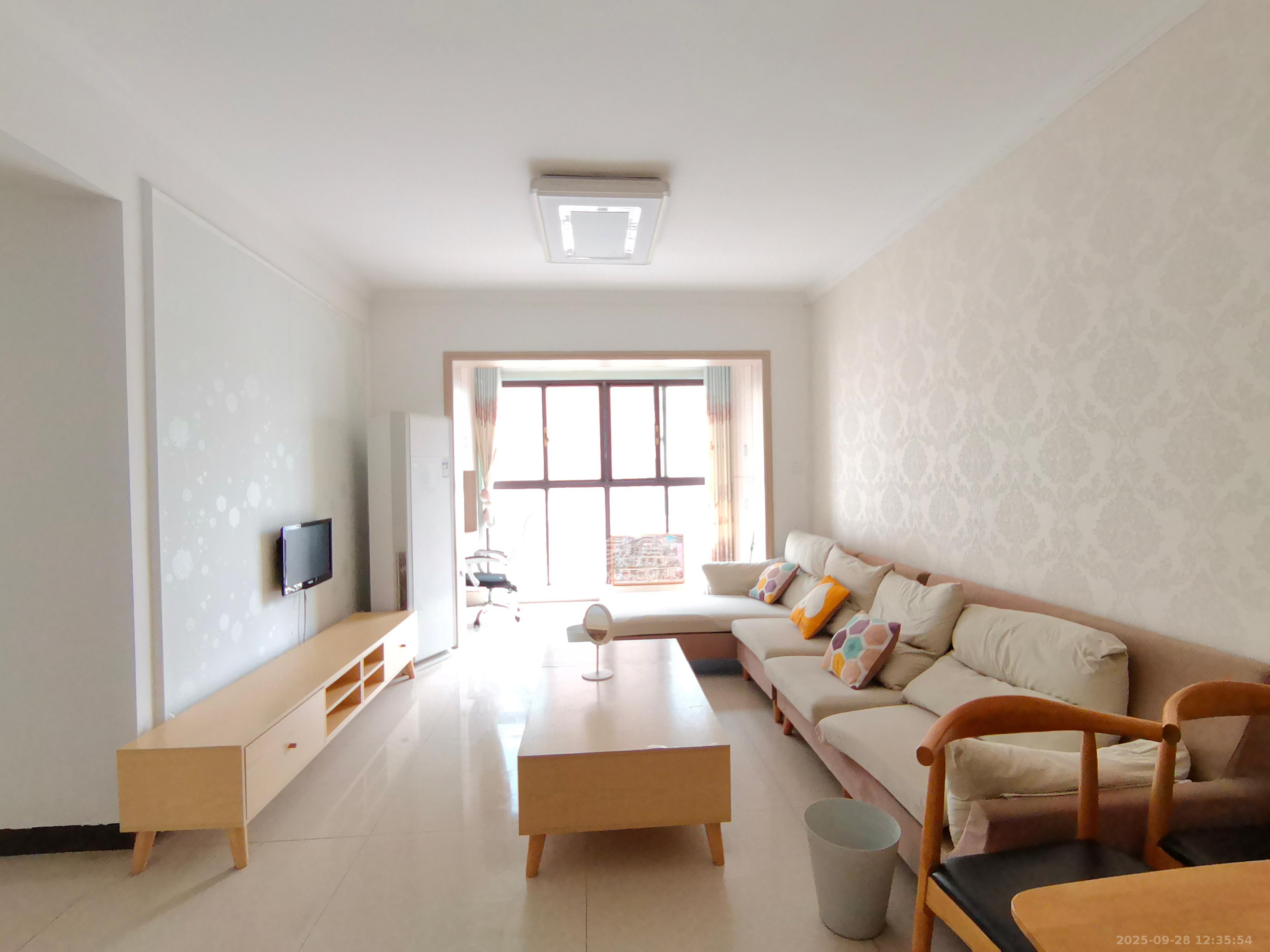 金科世界城  3室2厅1卫    2300.0元/月 金科世界城  3室2厅1卫    2300.0元/月