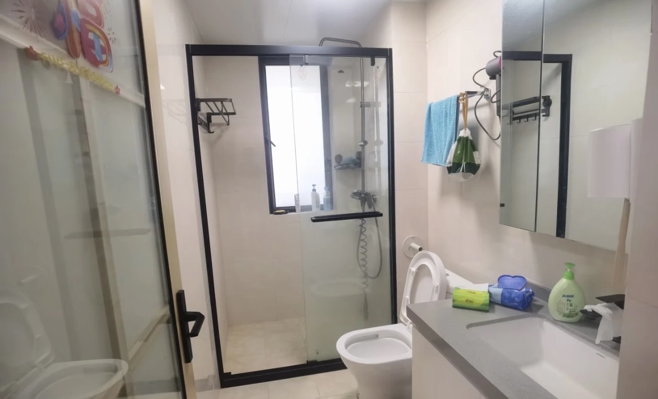 首开美墅湾 3室2厅2卫 3300.0元/月 首开美墅湾 3室2厅2卫 3300.0元/月室内图