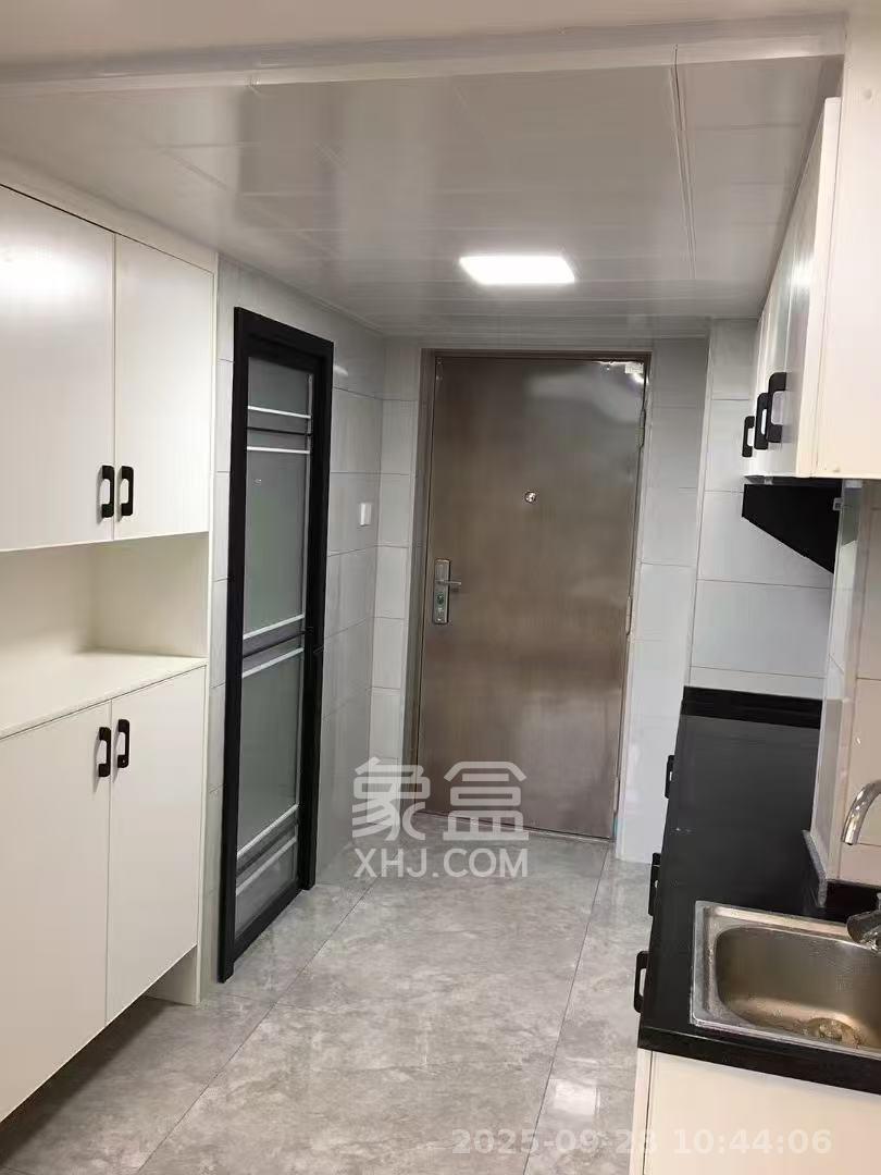 荣盛花语书苑 1室1厅1卫 1900.0元/月 荣盛花语书苑 1室1厅1卫 1900.0元/月室内图