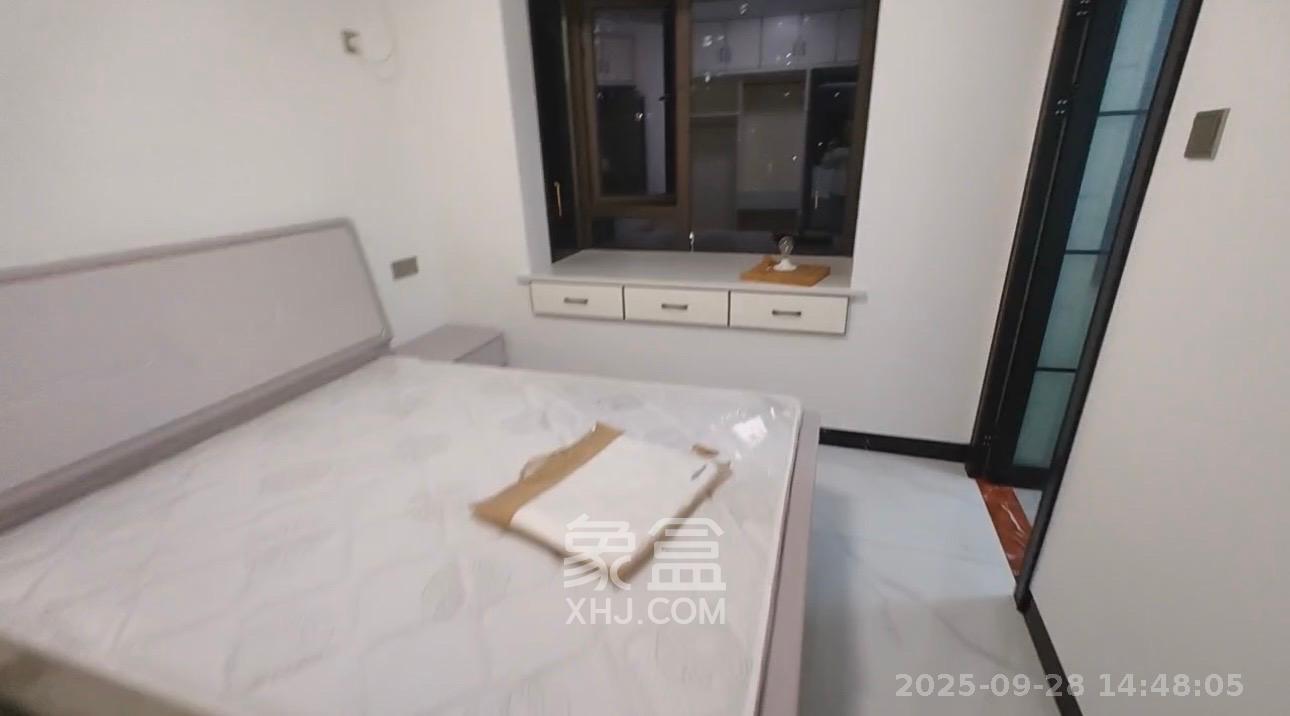 和润园三期 1室0厅0卫 2600.0元/月 和润园三期 1室0厅0卫 2600.0元/月室内图