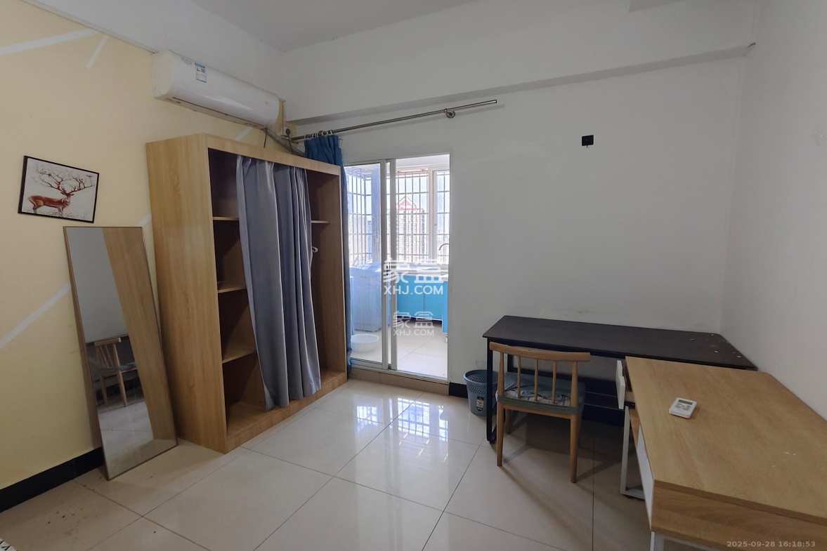 开宇大厦 1室2厅1卫 1550.0元/月 开宇大厦 1室2厅1卫 1550.0元/月室内图